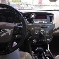 كاتنزا • ٢٠١١ • ٦ سلندر