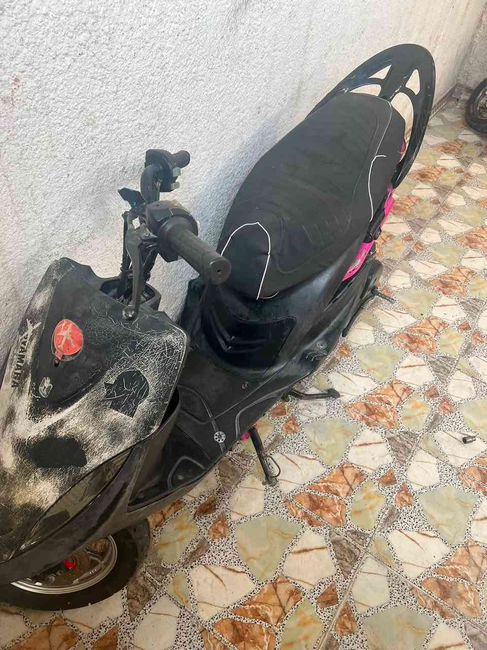 سلام عليكم ماكس للبيع بس الصفحه مالته طاكه رايدها ٢٨٠ قفله مكينته حلوه نضيفه ابيعها على هاي الحطه الرشراي يراسلني لتواصل ***********
