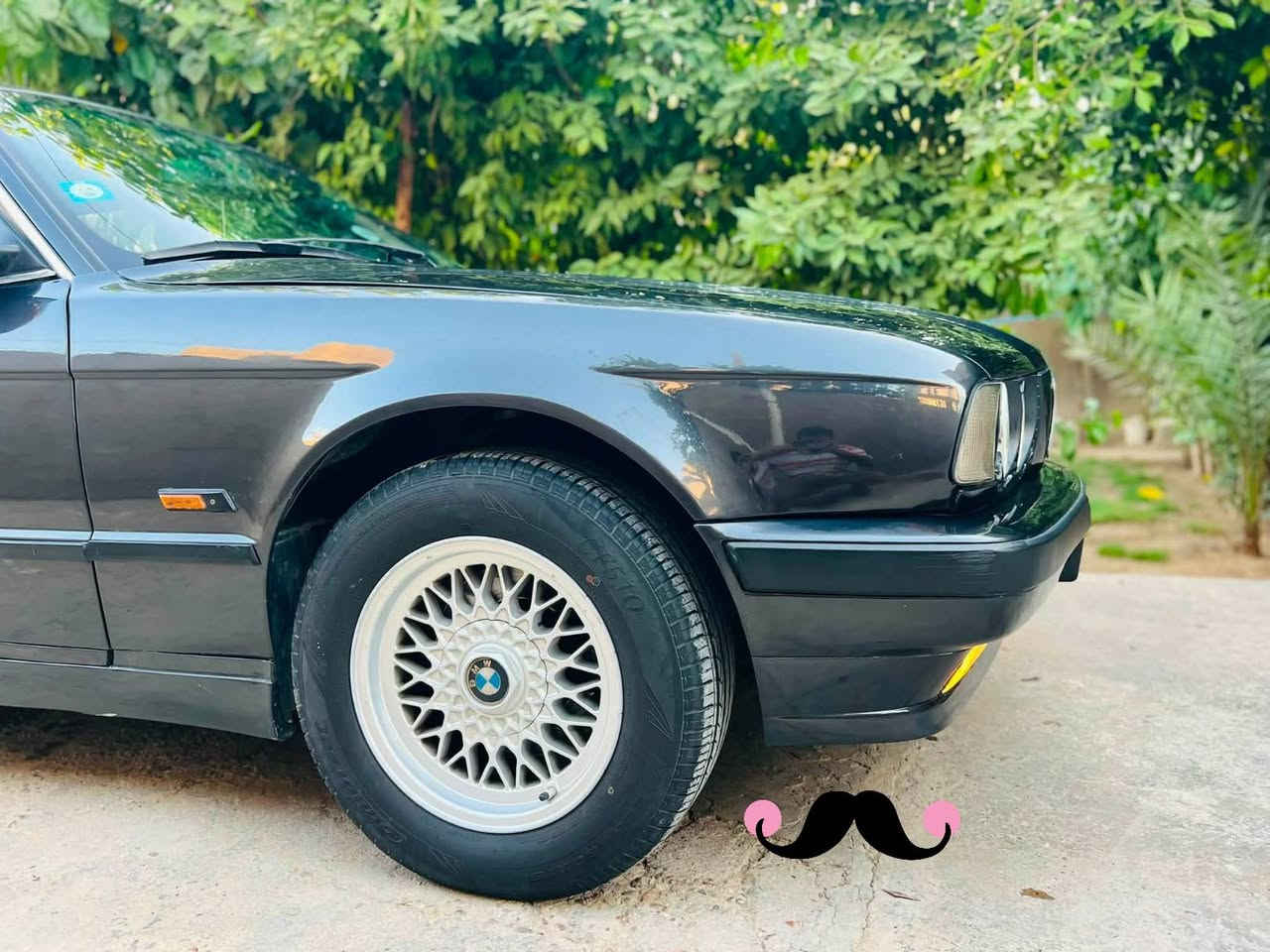 رقم  بغداد
BMW 525 موديل 92 
كشنات تحكم
منظومه تبريد ثلاجه
مكينه وكير جديد
صدر جديد 
غرفه نظيفه 
سقف الغرفه كنتاره
منظومه زنون جديد
صبغه سياره جديد 
تخم تاير جديد
سيارة حلوه ومتعوب عليه حتى بور وجعمقه كهربائي 
سيارة كهربائية كله ابلاديه بدون اي قطعه جطل
فإن تبريد جديد
كشنات مغلفه تغليف اسبورت 
مكان بابل
سعر 68 رقم ***********
