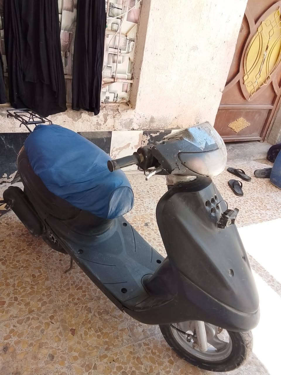 دراجه منغول فحل البيع
دراجه نضيفه 
محرك حاويه مجفت مره وحده 
رايده 250 بيه مجال قليل 
رقم الاتصال ماعدي واتساب 

 ***********
