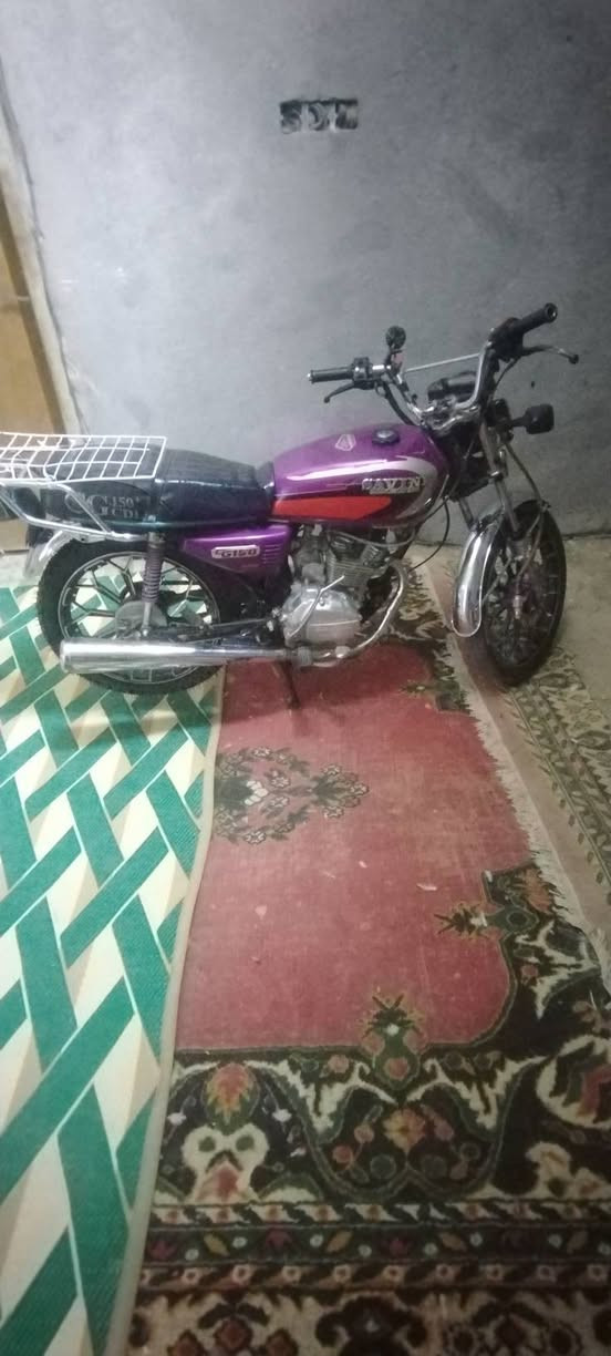 سيفان 2024 والشاصي سكنر 2027 دراجه ممفتوحه ب 675 وبيه مجال ***********
