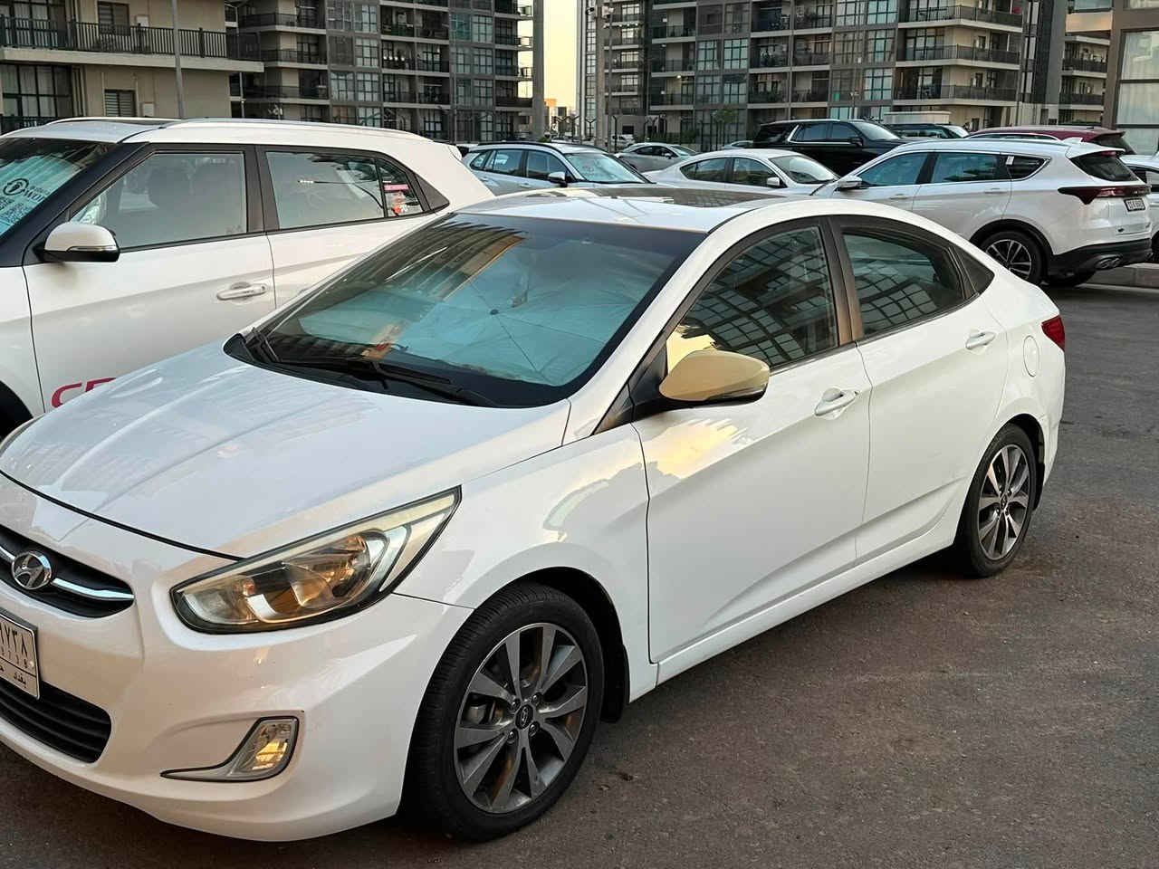 للبيع اكسنت 2016 خليجي 
محرك 1600 cc
فتحة
شاشة
ماشية 130000 كيلو
السعر 95$
بغداد/حي الجهاد
*********** واتس اب
