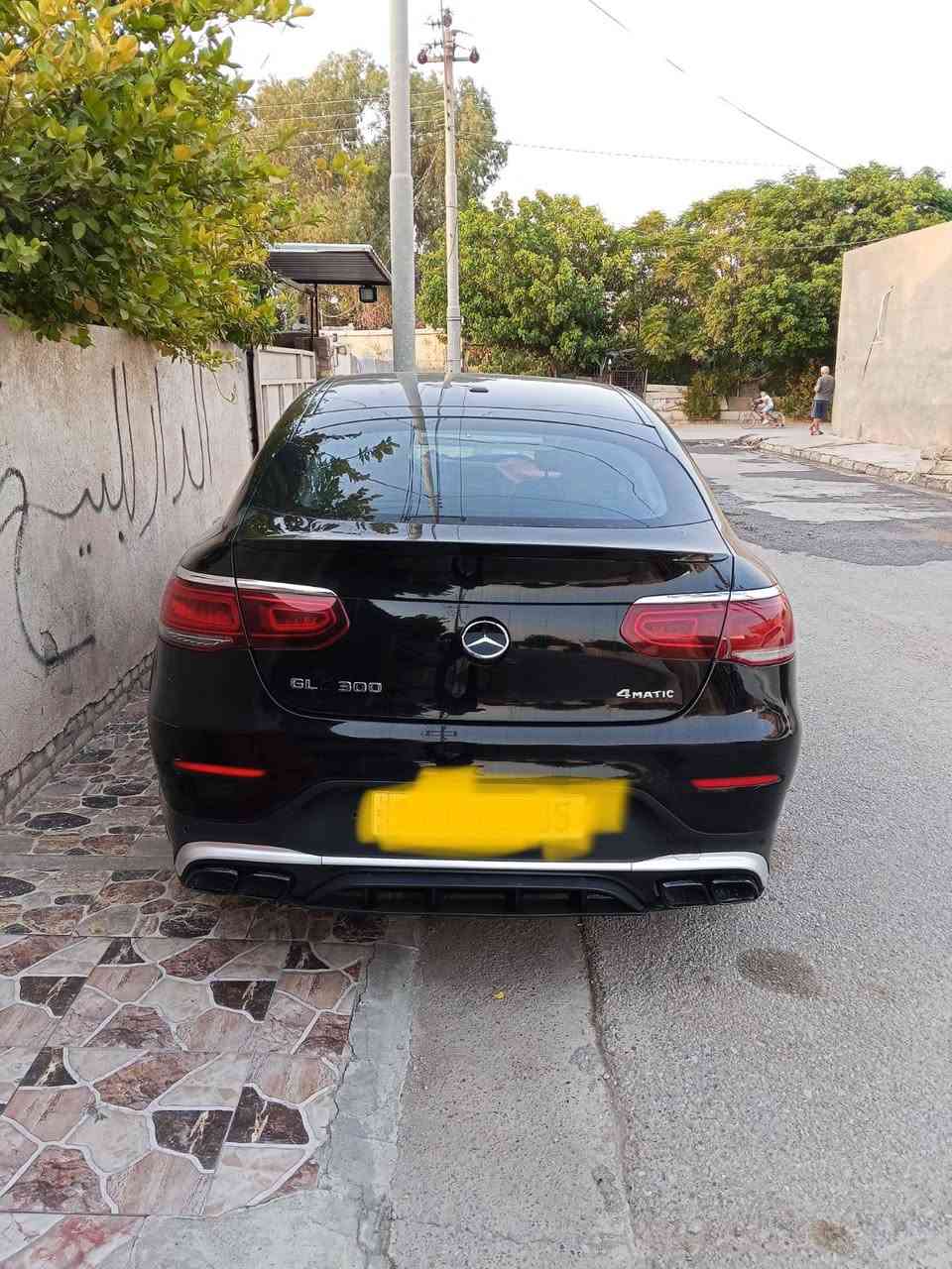 مارسيدس جي 300 موديل 21 
***********
للاستفسار ع الرقم
