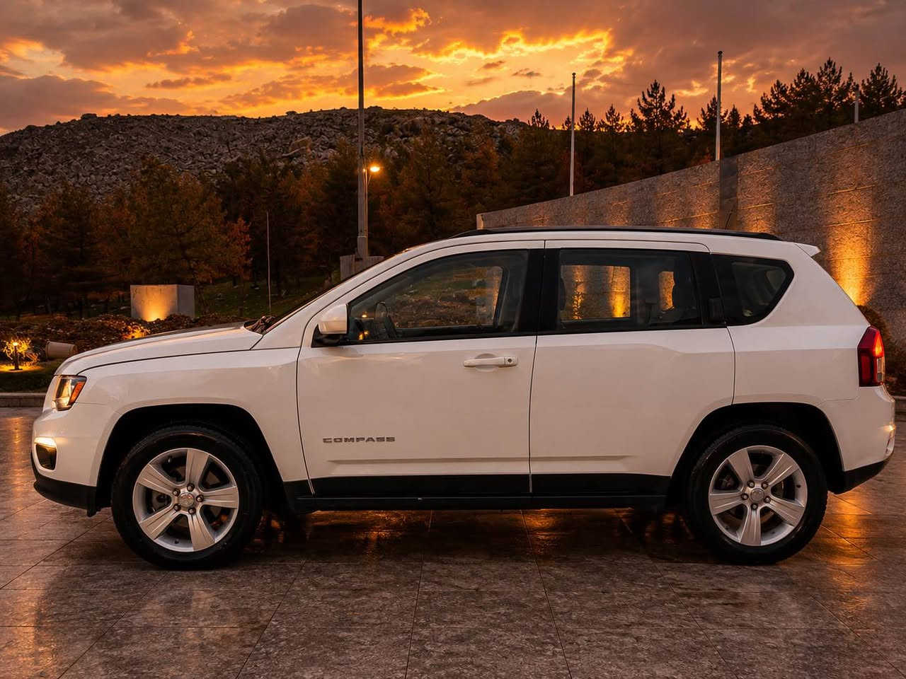 Jeep compass 2016 
مەکینە 20 
کوشن کرێمی
کوشن جڵد
کوشن هیتەر 
Abs
دژە خلیسک
شەغال
تەعدیل سورعە
کلین تایتڵ هیچی پێوەنیە تەنها چەمەلاغی لای سایەق پێنچ پەنجەی کارتە و تەواو
گێڕ و مەکینە بەشەرت نەکراوە 
96 هەزار ڕۆشتوە
سەنەوی تا مانگی 9/2028 نوێیە
کامل سێرڤسی بۆ کراوە ڕۆن و هایدرۆلیکی گێڕی تازە گۆڕاوە شەریکەی mutul 
هەموو زانیاریەکانم نوسیوە مشتەری تەلەفۆن بکە یان نامە بنێرە لەخزمەت دام شوێم چواقوڕنە
***********
*********** رانية, السليمانية
