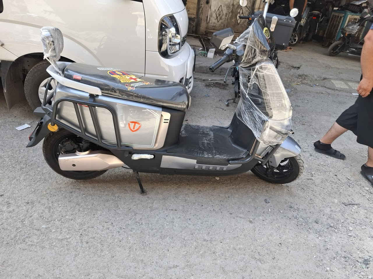 ست بطاريات الوحش نضيف مابي اي خلل ستعمال اقل 3اشهر 
ابحث عن المواصفات وسأل ع جديد وبعدين تعال 
سعر 1250من اخير لاحد يتصل ويدوخني مليون وربع قفل خاص ماعدي رقم ***********

