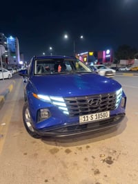 توسان موديل 23 للبيع او مراوس رقم بغداد السياره فول مواصفات عدى الفتحه...