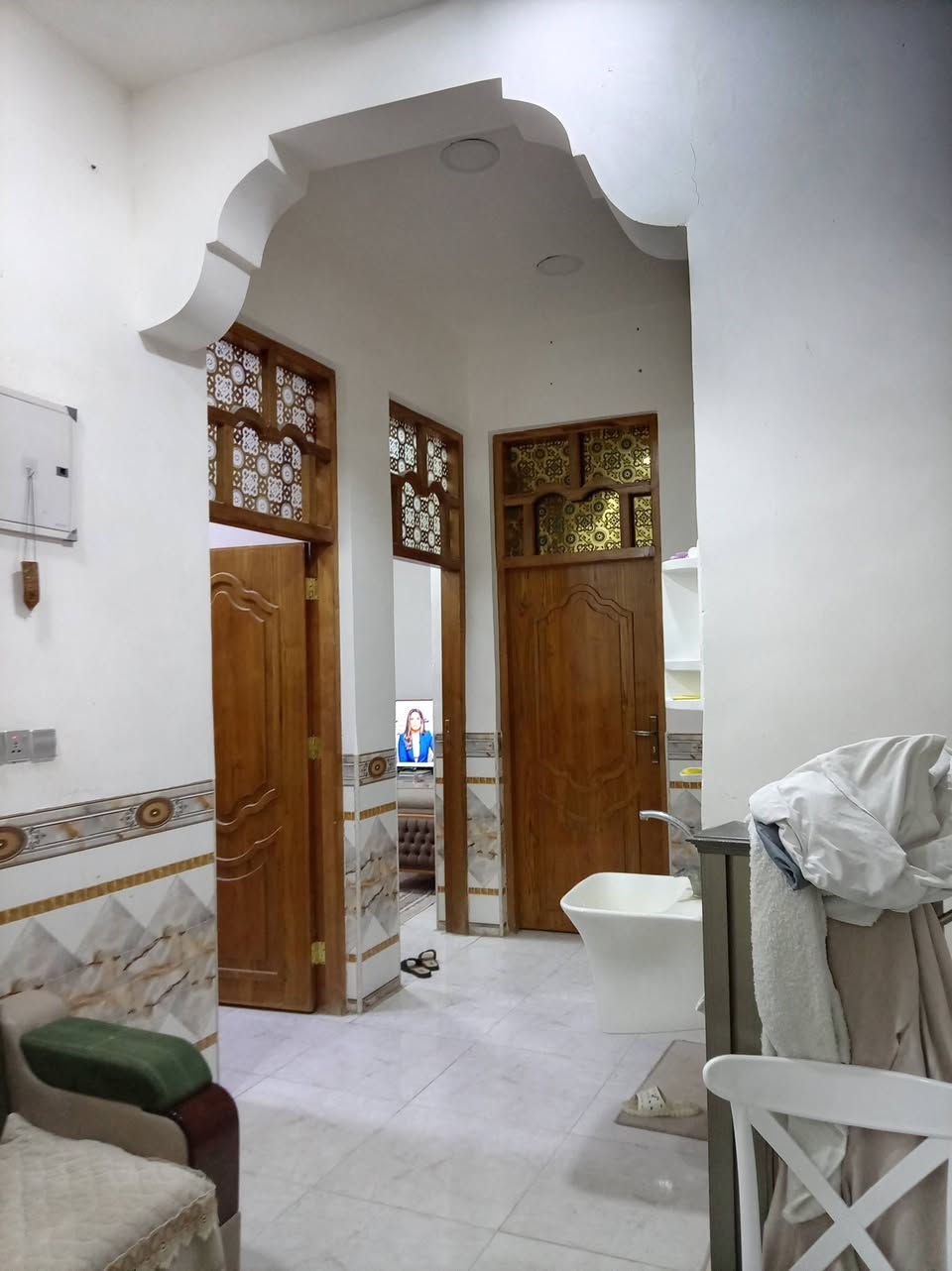 الدار للبيع حجي عبد قرب أسواق الكعبي مساحه 100مربع طابقين بناء سنه 2023بناء هندسي
للاستفسار ***********
