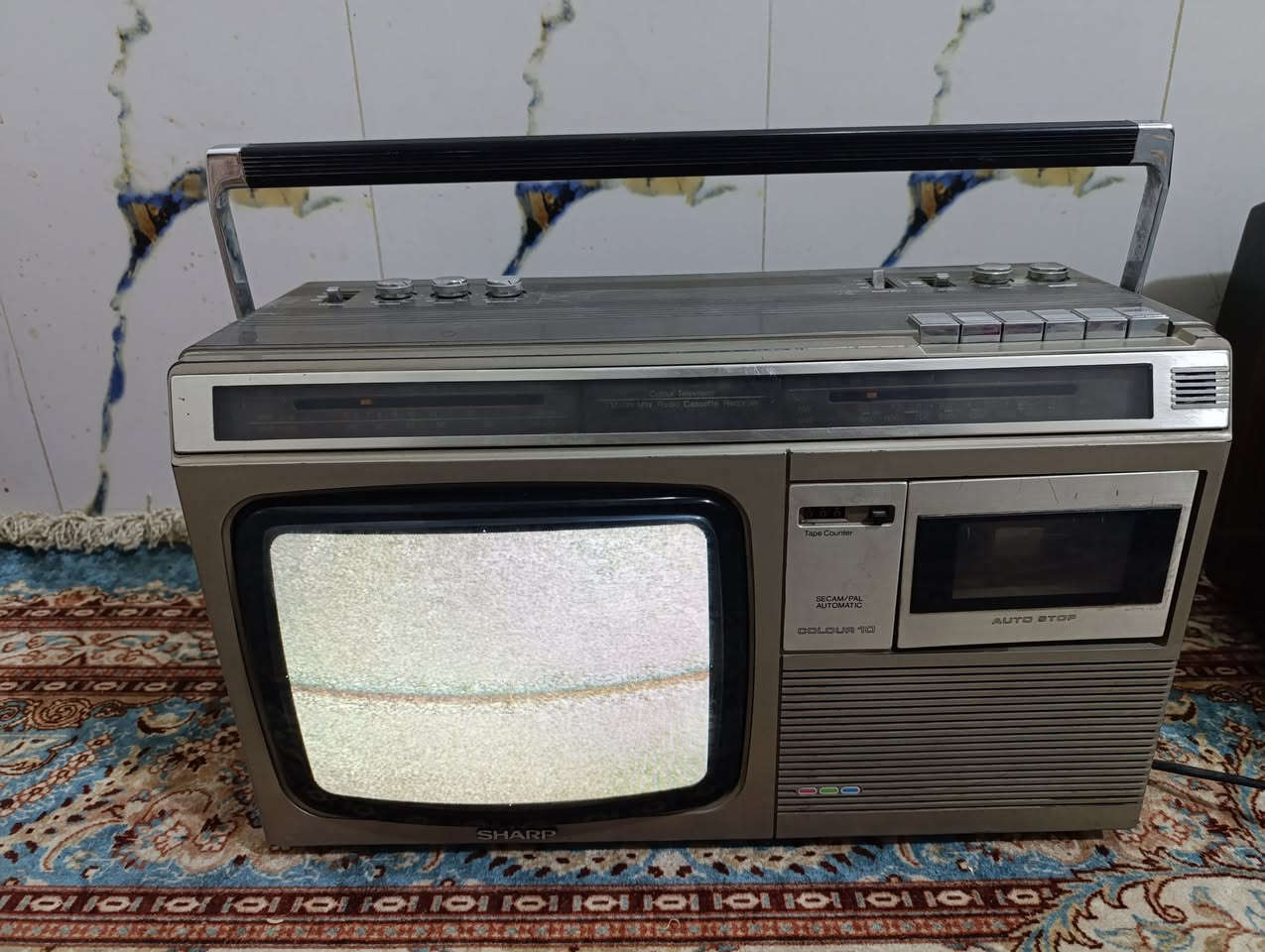 السلام عليكم السعر 200الف النجف الاشرف الحولي خلف الملعب ***********
