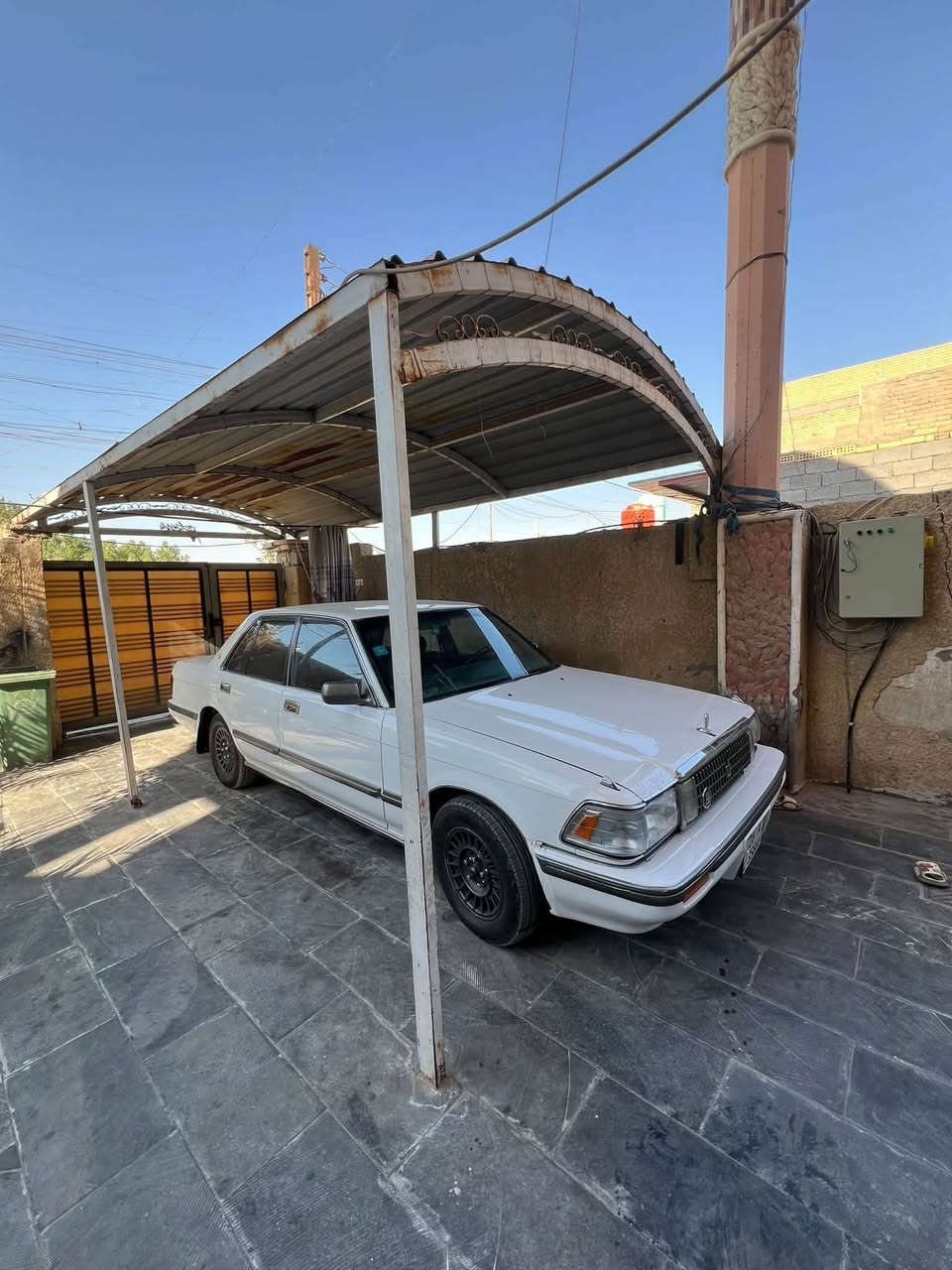 #سلام عليكم
#سوبر سيدان موديل ٨٨ كير ومكينه بطه 3000 تخم تاير جديد باتري جديد تبريد ثلج مصبوغه للجماليه لايتات وبك لايتات جدد ولايت زنون لاستيك قماره كله جديد  سياره جاهزه من كلشي كهربائيات كله جديد تحويل ثاني يوم سنويه جديده  رقم نكليزي مشروع وطني ***********
مكان بغداد 
#52$ورقه بيه مجال
