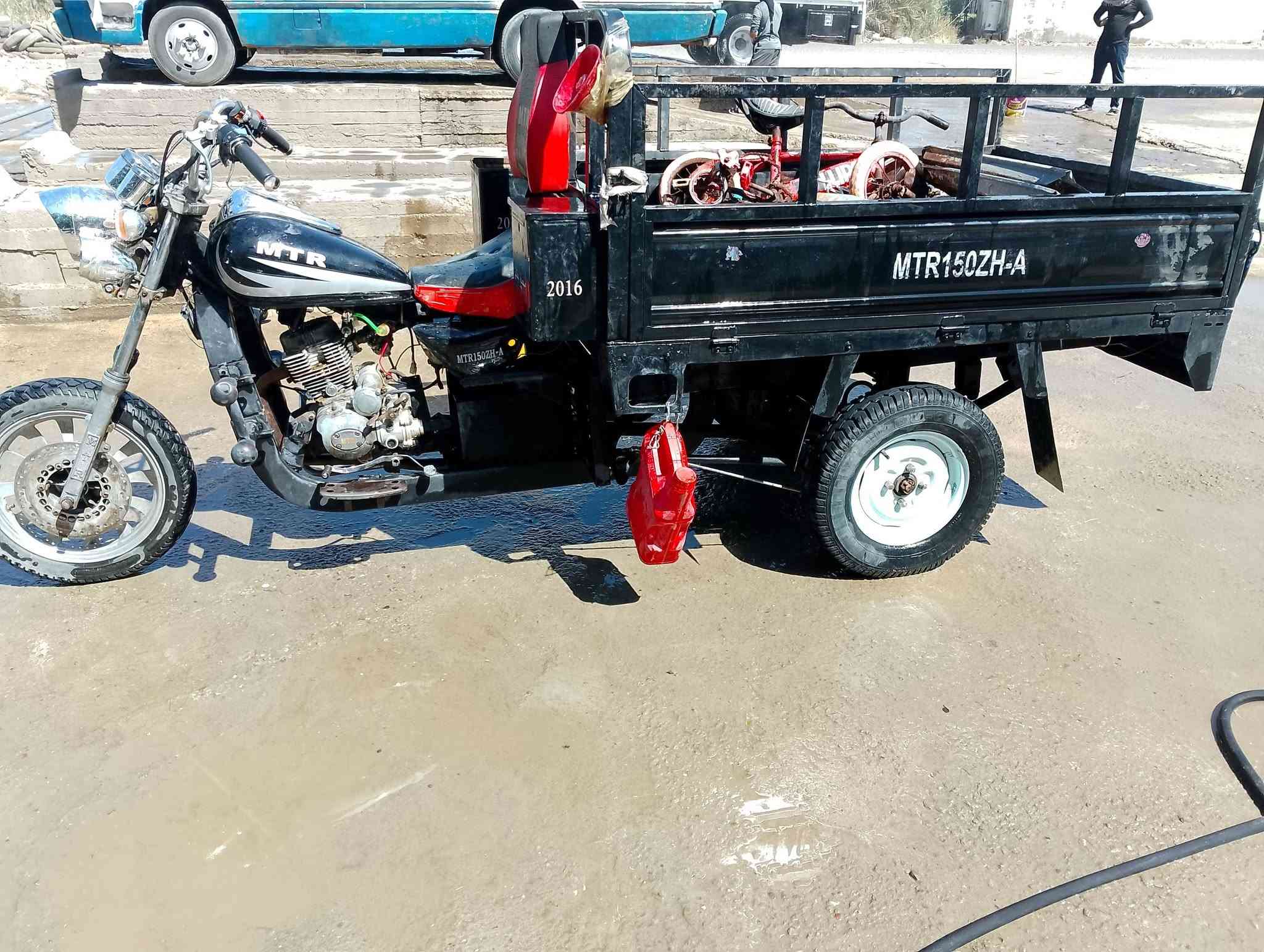 عمي السلام عليكم ستوته للبيع حلوه ونظيفه ومقفوله كلك مكاني قاسم ب 850 شرابي خر ويدلل ***********
