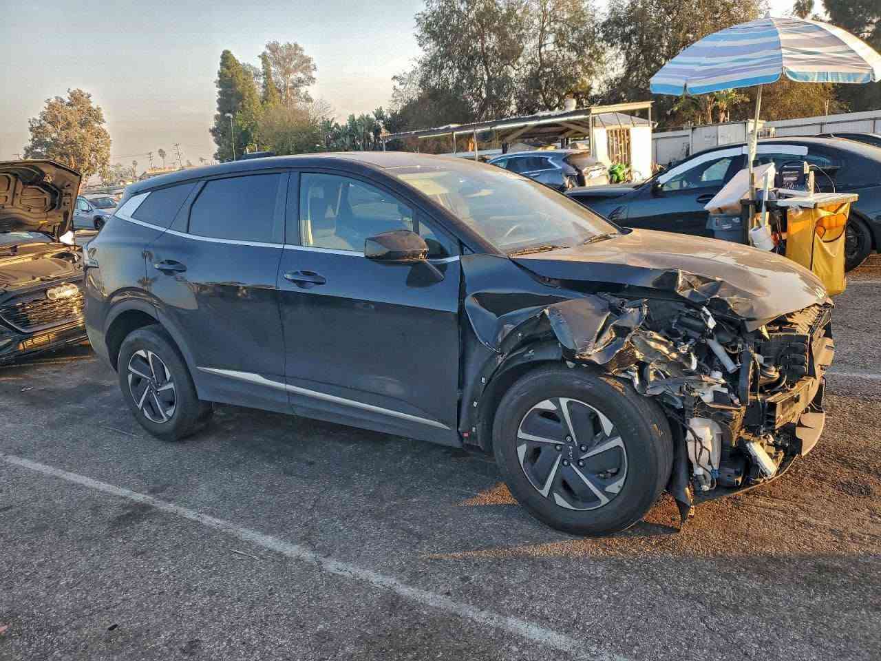 سبورتج 2024هايبرد ضررها موضح بل صوره جاملغ بدون لغد مرقمه بغداد باسمي تحويل ثاني يوم ملاحضه تبريد واكف فقط السياره نضيفه وجاهزه من كلشي سعر 185$وبيها مجال ***********للتواصل
