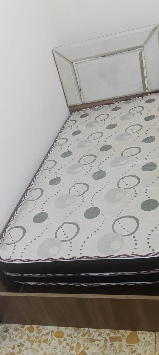 للبيع غير مستخدم
***********
وتساب اخذتهم 250 دوشك طبي
نهايتهم 125
