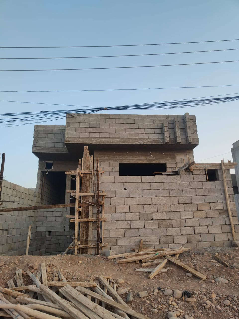 هيكل للبيع العنوان القوسيات حي الزيتون مدخل أسواق أبوعلي المساحه ١٣٣متر الاستفسار على الرقم ***********
***********
هيكل للبيع العنوان القوسيات حي الزيتون مدخل أسواق أبوعلي المساحه ١٣٣متر الاستفسار على الرقم ***********
