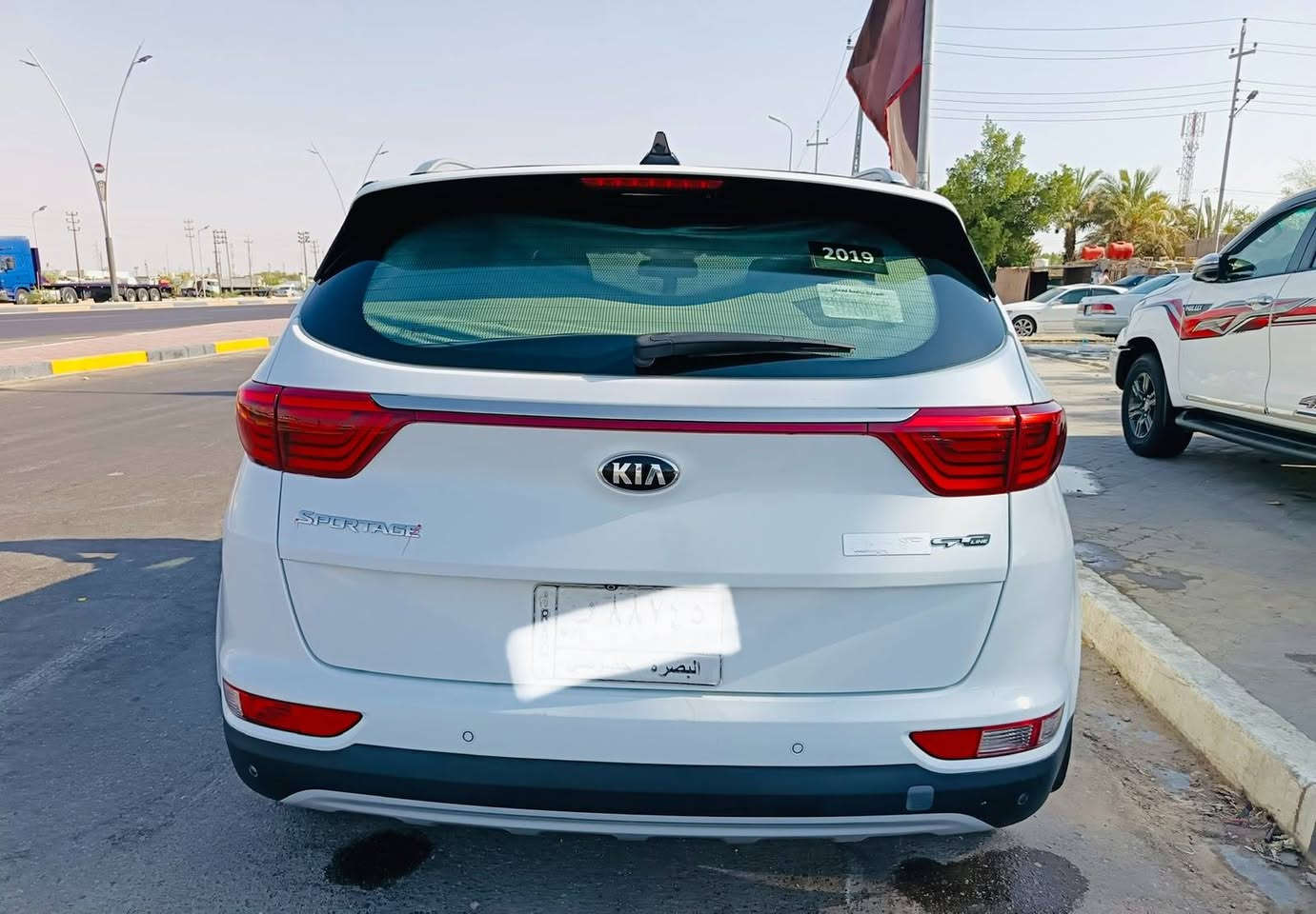 سبورتج 2019 خليجي مواصفات جي تي لاين معروفة رقم بصرة 
الباب الخلفي مصبوغ حسب الصورة
بارد گد شبر في المدگر الامامي الايسر 
سيارة نظيفة استخدام شخصي 
المكان...البصرة
السعر.... الأتصال على رقم الهاتف ***********
