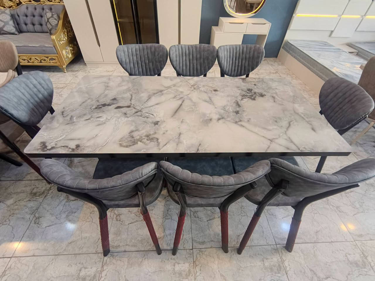 🍽️✨ عروض السنديان للأثاث ✨

تشكيلة مميزة من ميزات الطعام بتصاميم أنيقة وأسعار مناسبة 🤎

🔸 ميز طعام 6 كراسي — عدد 2
🔸 ميز طعام 8 كراسي — عدد 2

✨ موديلات متنوعة تناسب مختلف الأذواق
🔥 أسعار مناسبة وعروض مميزة

📍 السنديان للأثاث – alsndyan
الموصل – حي الملايين، مقابل كمرك المنطقة الشمالية، قرب تيم مارت

📞 ***********
💳 متوفر البيع بالتقسيط
