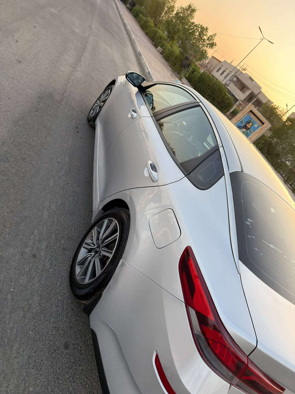 سلام عليكم K5 كوري 2020 رقم بصره باسمنه سياره جاهزه للخير تخم تاير منضومه زنون حداديه عامه توه مسويه تبريد ثلج 
السياره اجت من كوريه بيه 3 قطع صبغ وتعرفون لكوري ما ينكفل من لصبغ ماشيه 80 الموقع البصره الجزيرة شط العرب 
السعر 144 وبيه مجال +9647888541222 /***********
