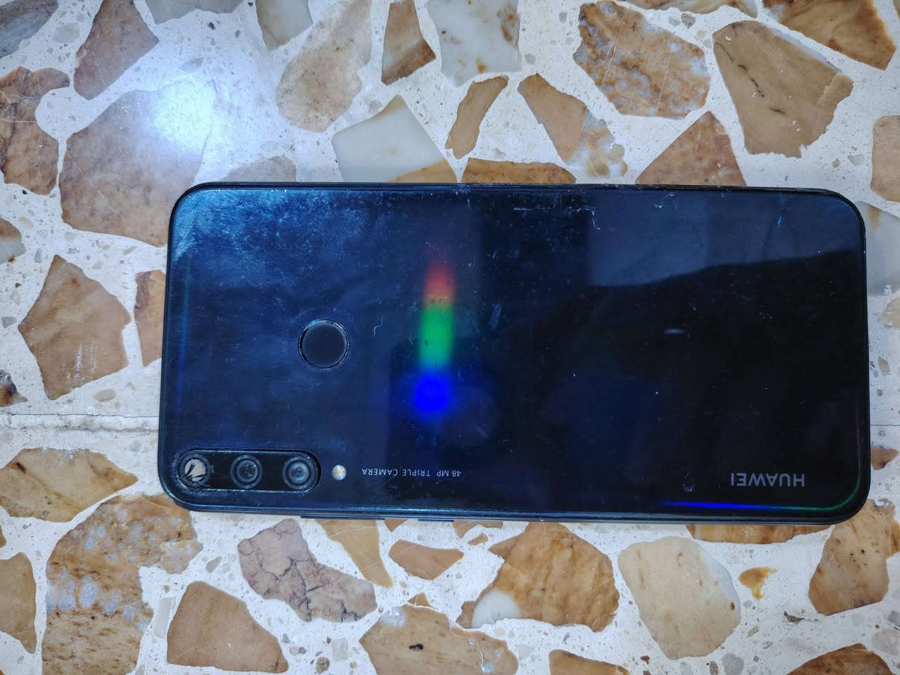 السلام عليكم جهاز HUAWEI Y7p
للبيع جهاز شغال فقط الشاشه مكسوره  قطاره بل شحن اللمس مابي اي شي ذاكره 64 السعر 30 بي مجال شي قليل

***********
