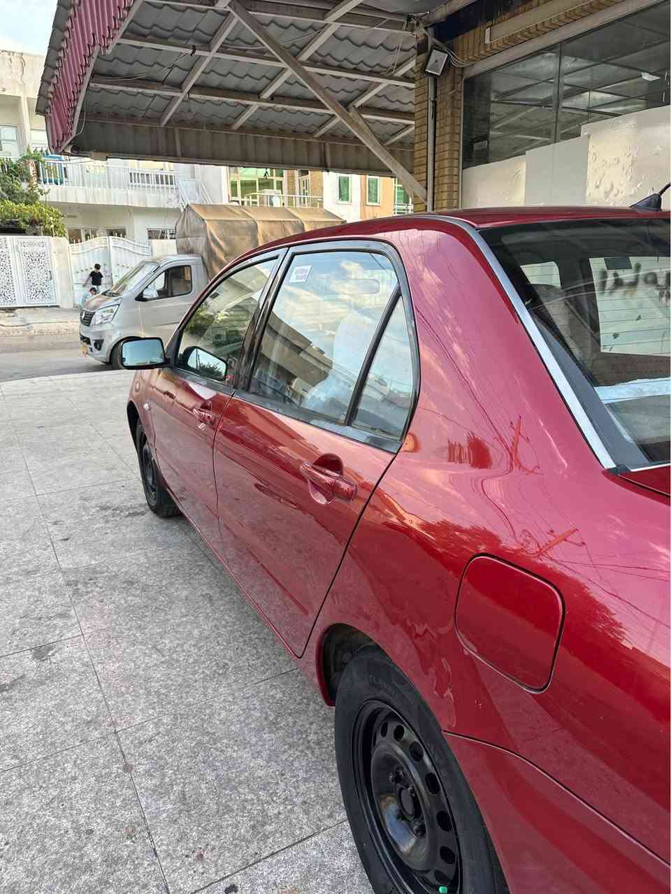 لانسر 
مكينه گه وره 
گير توماتيك
تبريد 
رقم سنوي تازيه 
گير مكينه بشرت
عام سبوغ بو جواني بي ليدران 
تكايه موشتري ني بيزارمان مه كه 
زم***********واتساب فايبر أربيل, العراق
