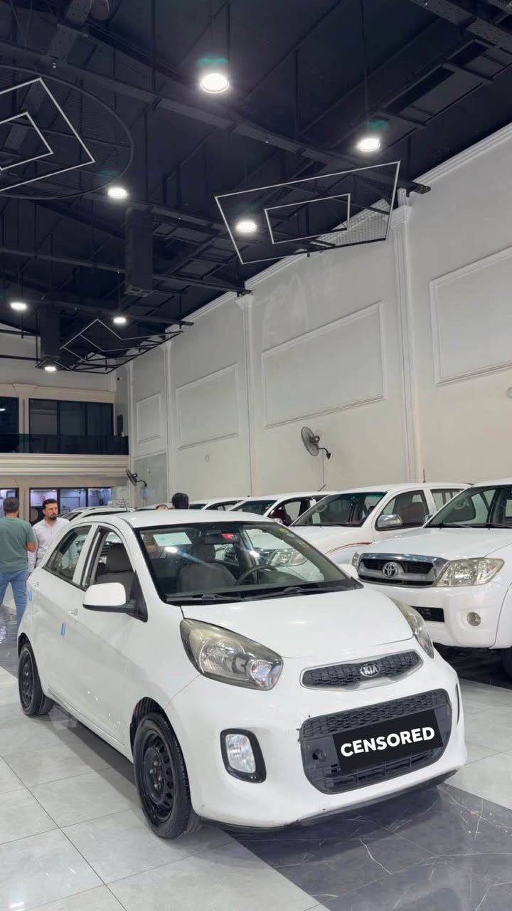 ٣ پارچەی بۆیاغە بێ داخلی
مۆدیل ٢٠١٧
رەقەم و سەنەوی نوێیە
*********** أربيل, العراق

نص مكتوب في الصور:
- CENSORED