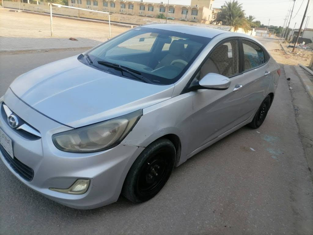 اكسنت ٢٠١٣ • ١٦٠٠ • نجف
