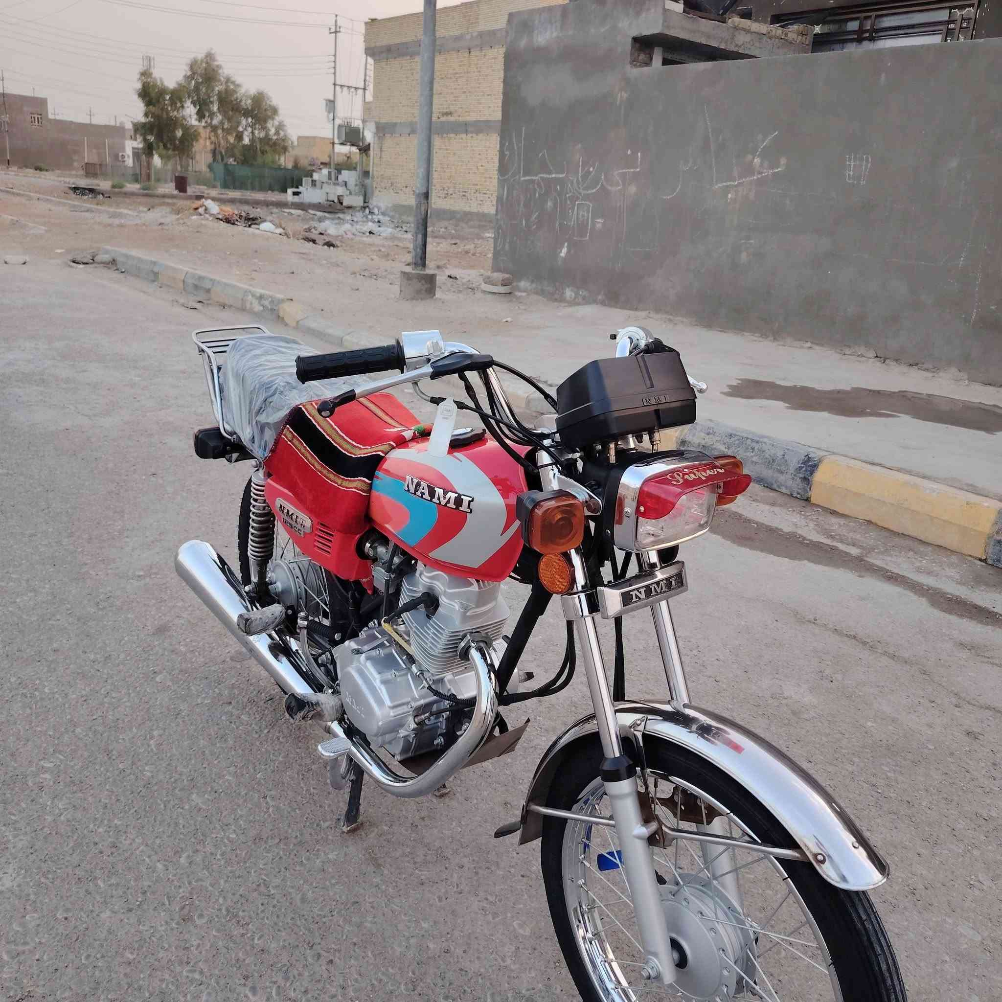 السلام عليكم دراجه نامه شلامجه موديل 25 بدون بدون.. دراجه نضيفه مامتعوبه السعر 850 وبيه مجال للاتصال ***********
