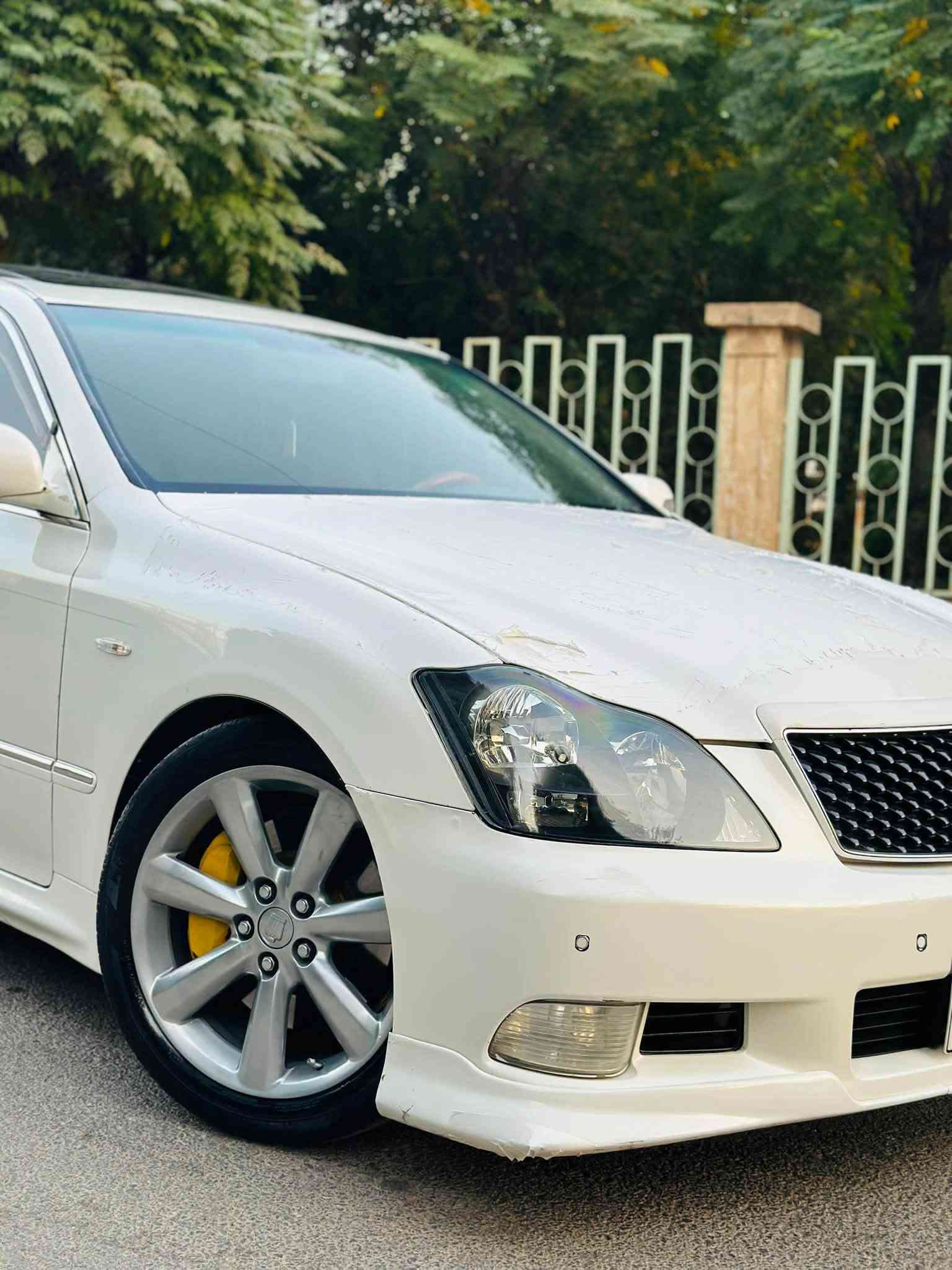 سەرەتا بەناوی خوا
شاهینە بڕاوە بڕاوە 184
سەیارەکە کۆدی هەیە 
3دوگمەی فول فول
جڵد هیتەر سڵاید 
فۆرمیکا سور سوکان عەزەڵە 
ئاوێنە ئیشارەت 
پێشو دوا حاسە 
تەبرید ساردو گەرم بە شەرت 
گێرو مەکینە بە شەرت 
کارەبای بە شەرت 
دەعمو لێدراو کەڤەر بە شەرت 
تەقەو رەقە بە شەرت سەیارەی ماڵە هی مەعرەز نییە 
ژ.***********
ژ.***********
ئەدمین❤️
