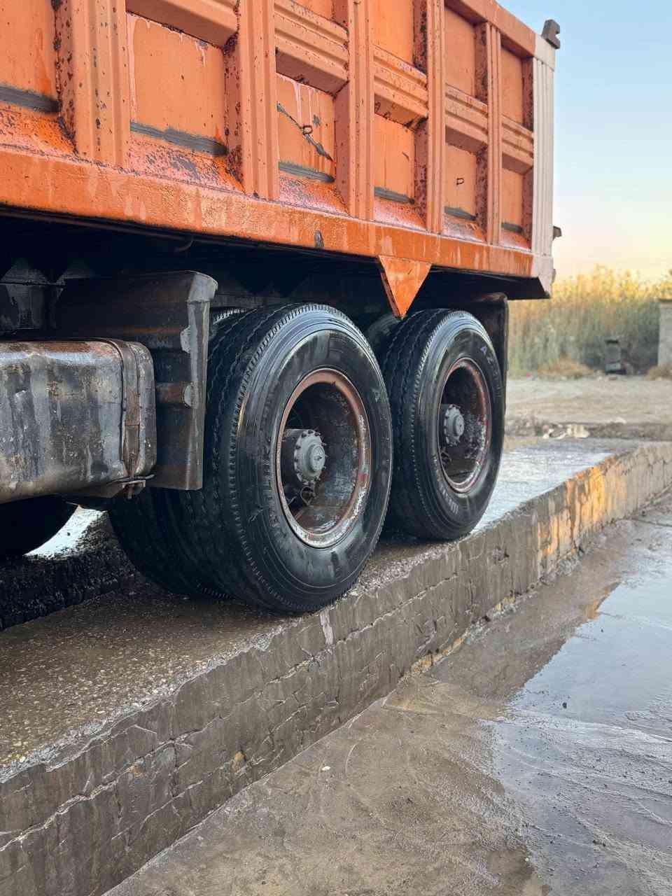 للبيع فالفو ٨٢ سعر ١٢ وبي مجال 
***********
