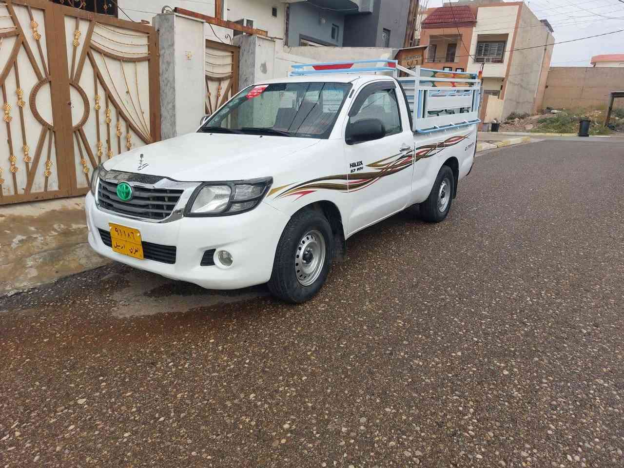 هايلوكس • ٢٠١٢ • معرض گوران