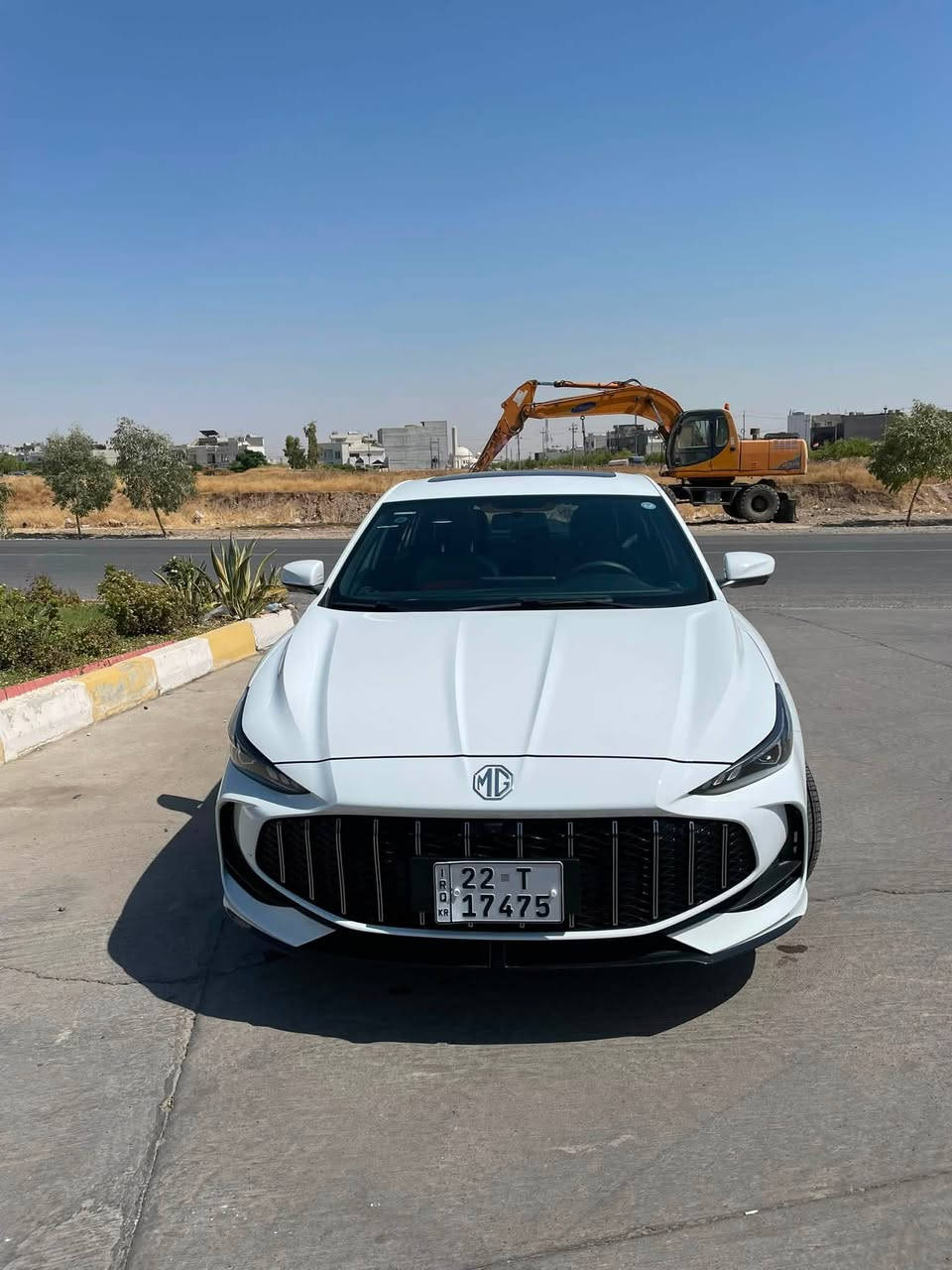 السلام عليكم
MG GT 2025
ماشيه 8900 
سياره جديده مكفوله من الصبغ سياره زيرو على وضع الشركه 
وهزه جديده 
فول موصفات كامرات 360 تحكم ستيرن تبريد ثلج خير من الله بس يبها شبر بارد بالجاملغ السايق وشرط التحويل مكان السياره اربيل سعرها 117$ وبيها مجال للطيبين 
للتواصل اكثر ***********
