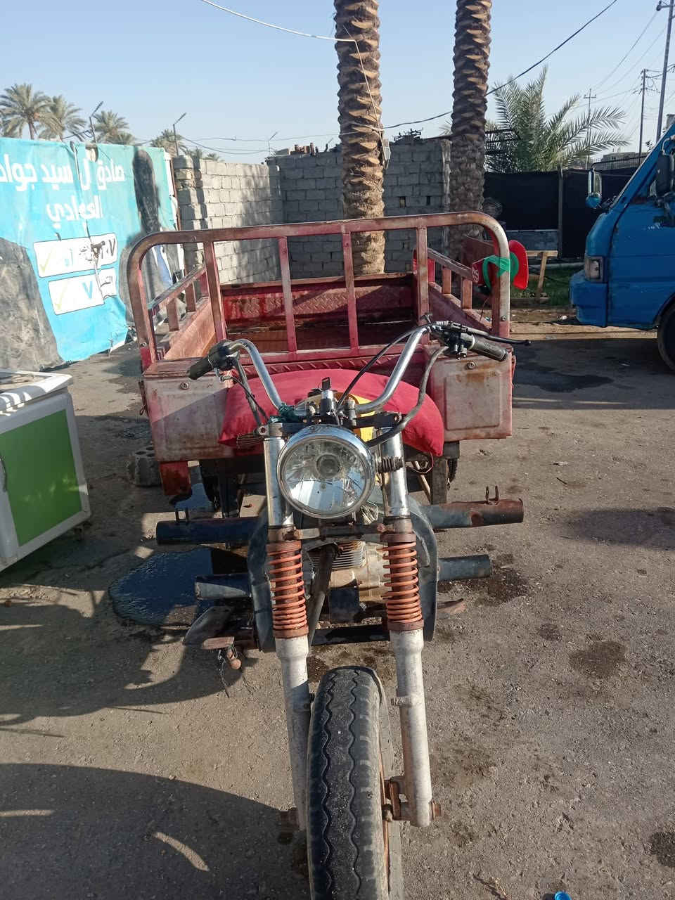 للبيع مديل ١٤ محركها ١٩ قبل جم يوم جفته أوراق اصولي كهربائيات شغاله السعر٩٠٠ وبيها مجال المكان بالقاسم خاص متواجد او ***********
