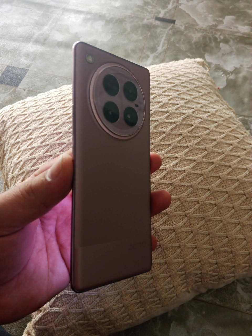 سلام عليكم انفنكس زيرو 40 إبرو 5G جاهز نضيف كلش استخدام قليل جهز مكفول من أي شي حته شخط السعر  275 قفل قفل , *********** كرتوته ويا

