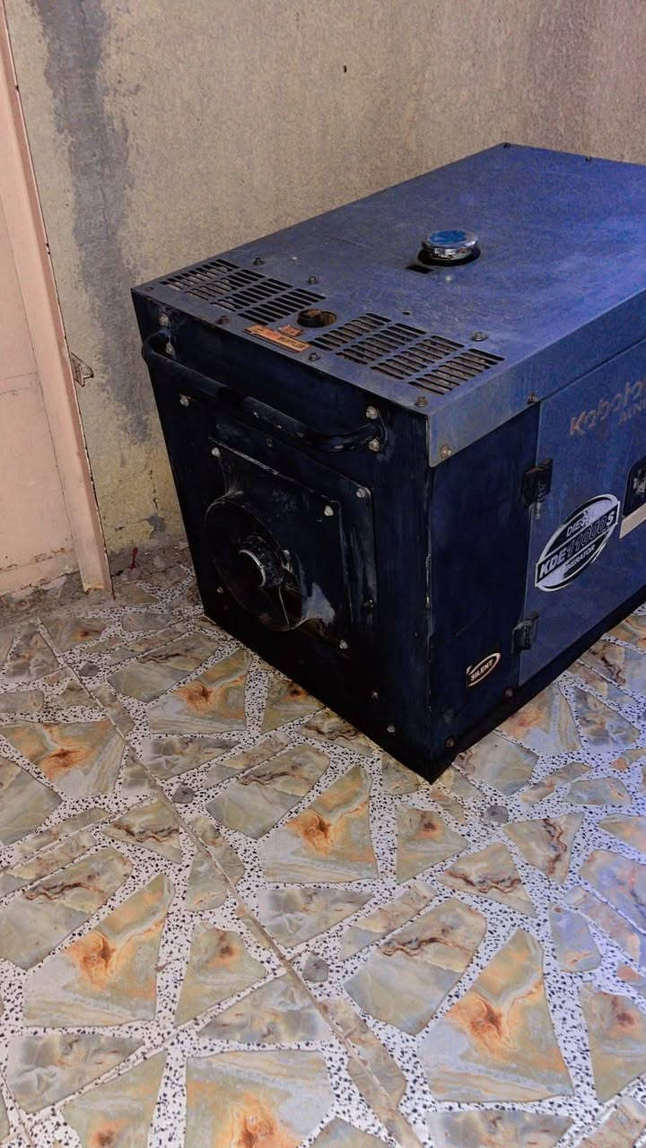 مولده كاز 10 كيفي للبيع نضيفه حيل على وضع الشركه لسه مامبدل بيه اي شي جهاز ذاتي تشغل واطفه  مكان حله مركز مدينه

***********
