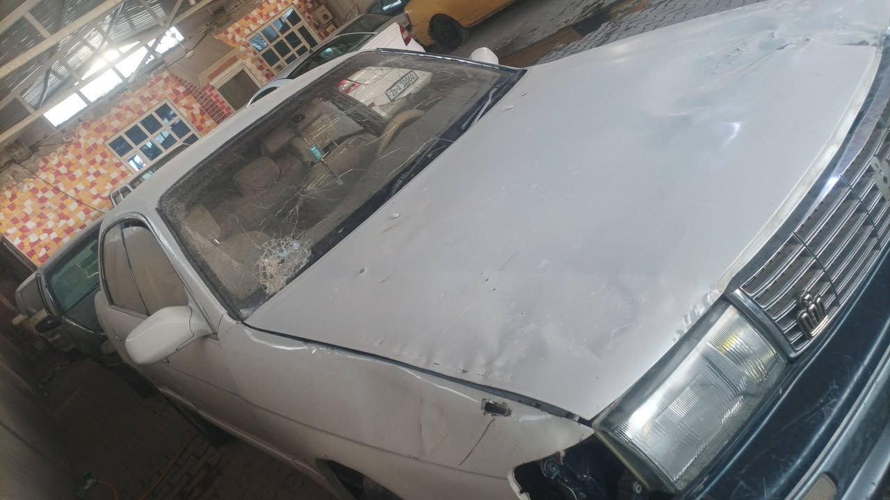 بطه متصل بيها فقط قماره وعايزه تعمير عارضيها اب 25ورقه بيها مجال راعيها بل كوفه موقع السياره الكوفه ***********

