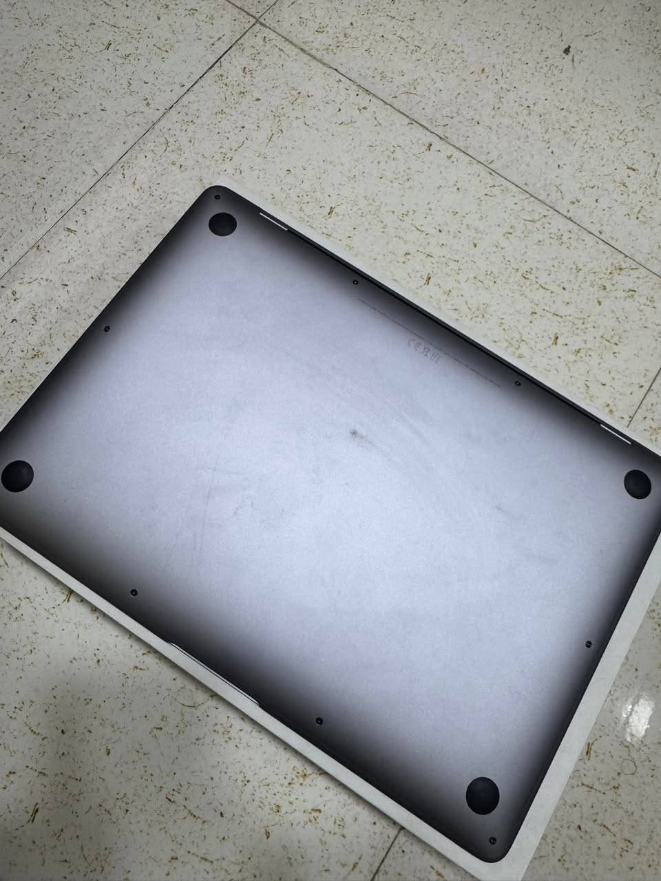 ماك بوك اير • شاشة ١٣ • بطارية ٩٧