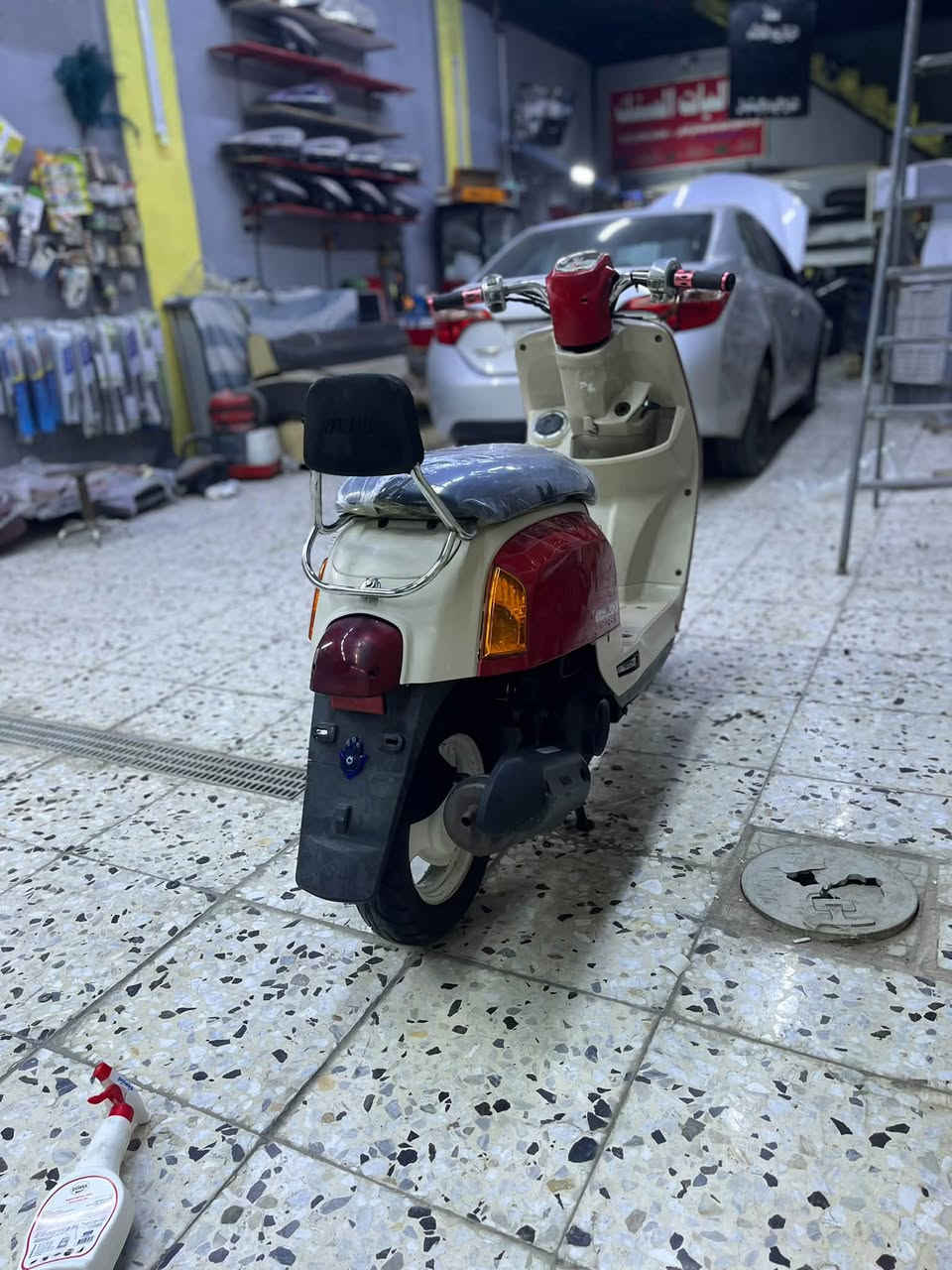 ماكس بوليس • كابريتر • كفاله