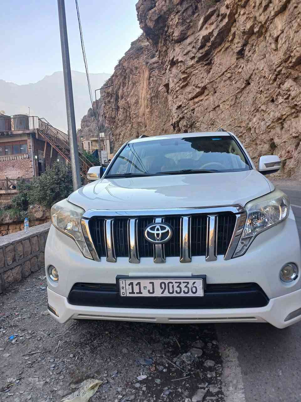 برادو ١٢ محدث ١٧ محرك ٢٧٠٠ اربعه سلندر فور ويل ماشيه ١٤٣ الف بسمي سنويه لغاية ٢٠٣١ هزه جديده سعر ٢٢٥  ***********
