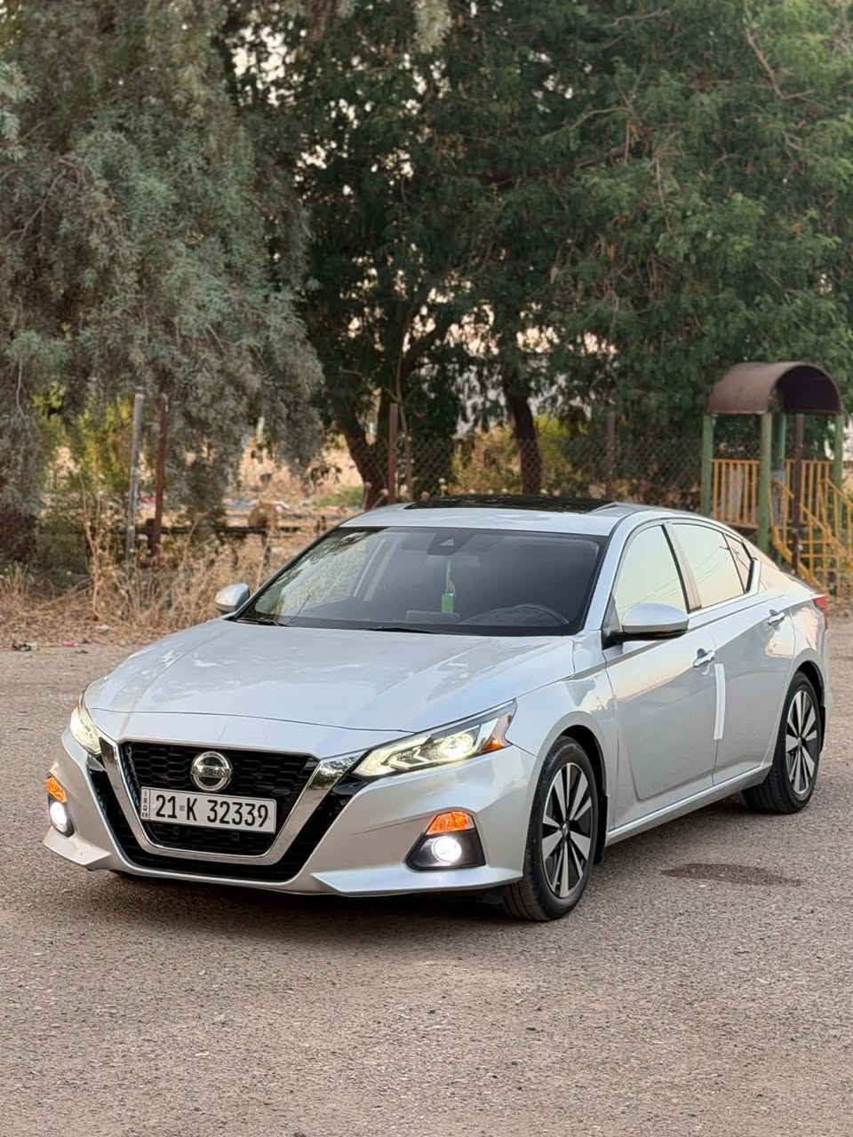 السلام عليكم تحياتي للجميع
⚡NISSAN ..Altima..2021.SV.Plus⚡
⚡نيسان...التيما..SV 2021پلاس فول الفول
......................................
الفئه  SV..Plus..
موديل 2021
لون سلفر
محرك 2500(تنفس طبيعي)
بصمة تشغيل
ابواب بصمة+ بصمة صندوك
تشغيل عن بعد
هاند بريك بصمة
أوتو هولد (auto hold)
فاتحة سقف (سلايت )
نظام قيادة أليه
رادارات 360° درجة
رادار امامي (توقف ذاتي)+تحديد مسار
رادار جانبي توقف ذاتي
رادار خلفي (توقف ذاتي)
كامره خلفيه
حساس خلفي
كشنات كهربائ
كشنات تدفئة
ستيرن تدفئة
شاشه كبيره (گار پلي)
فول تحكم ستيرن
كروس سرعة (مثبت سرعة)
أشاير مري جانبي
ويل كروم حجم 18
أكزوز رياضي (صالنصات رياضه)
لايتات فول زينون
................................................
سياره بيه فقط بونيد صبغ.. سونار مرفق داخل منشور 
كير محرك شرط الفحص
سيارة ماشية 65الف ميل
رقم سليمانية دولي سنويةرقم كل جديد لغايه2028 شرط تحويل
146ورقه بي مجال بسيط
مكان سياره ديالى.. خانقين .استفسار اتصال رقم الهاتف  
***********
