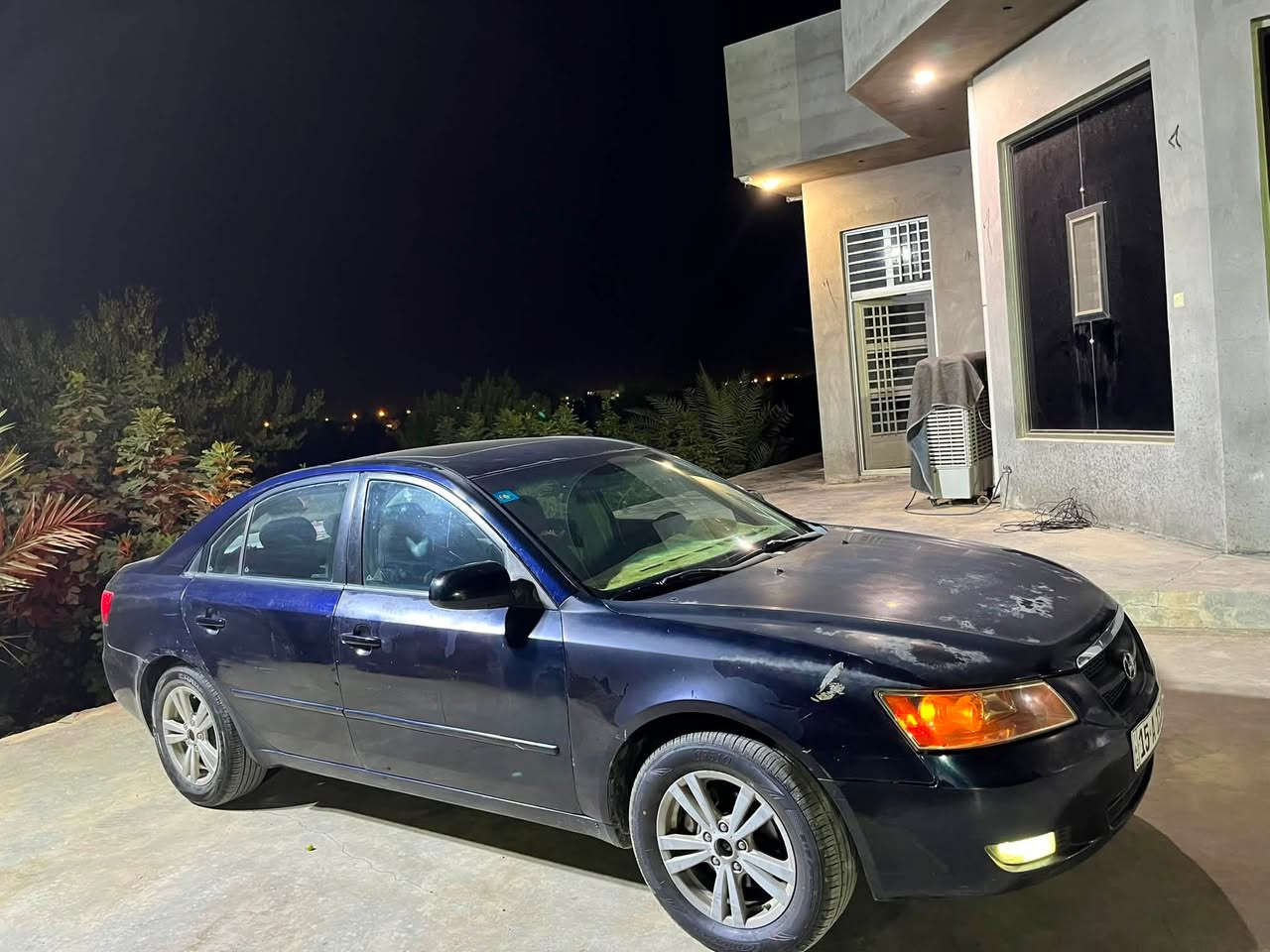 هونداي سوناتا 2008 وارد امريكي، محرك2400 أربعة سلندر. المواصفات: فتحة سقف، كشن كهرباء، شاشة، كاميرا خلفية، تبريد ثلج، تخم تايرات جديد، والمحرك بحالة ممتازة.
سونار مرفق بالصور حادثها امريكا بابين ومصلحة برا
 ملاحظة تحتاج صبغ عام اثر الجراد للجمالية
. السعر٩٥ للاستفسار الاتصال على***********
مكاني الفلوجة
