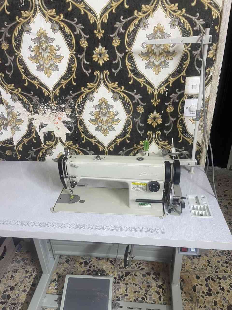 سلام عليكم ماكينه خياطه براذار جديده جبناه بس ما عرفنا مستخدمها للبيع مكان بغداد منطقه الحبيبية ***********
