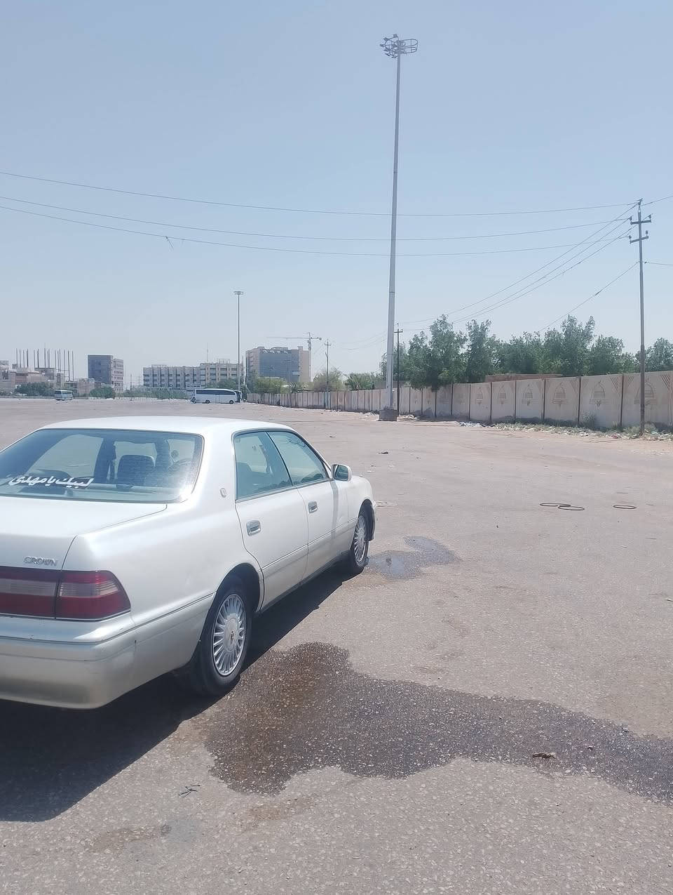 سلام عليكم للبيع رأس ثور فلات موديل 1995 رقم بغداد بأسمي شرط تحويل مكفوله من الكص 
عنوان كربلاء 
للاستفسار  على رقم 
***********
