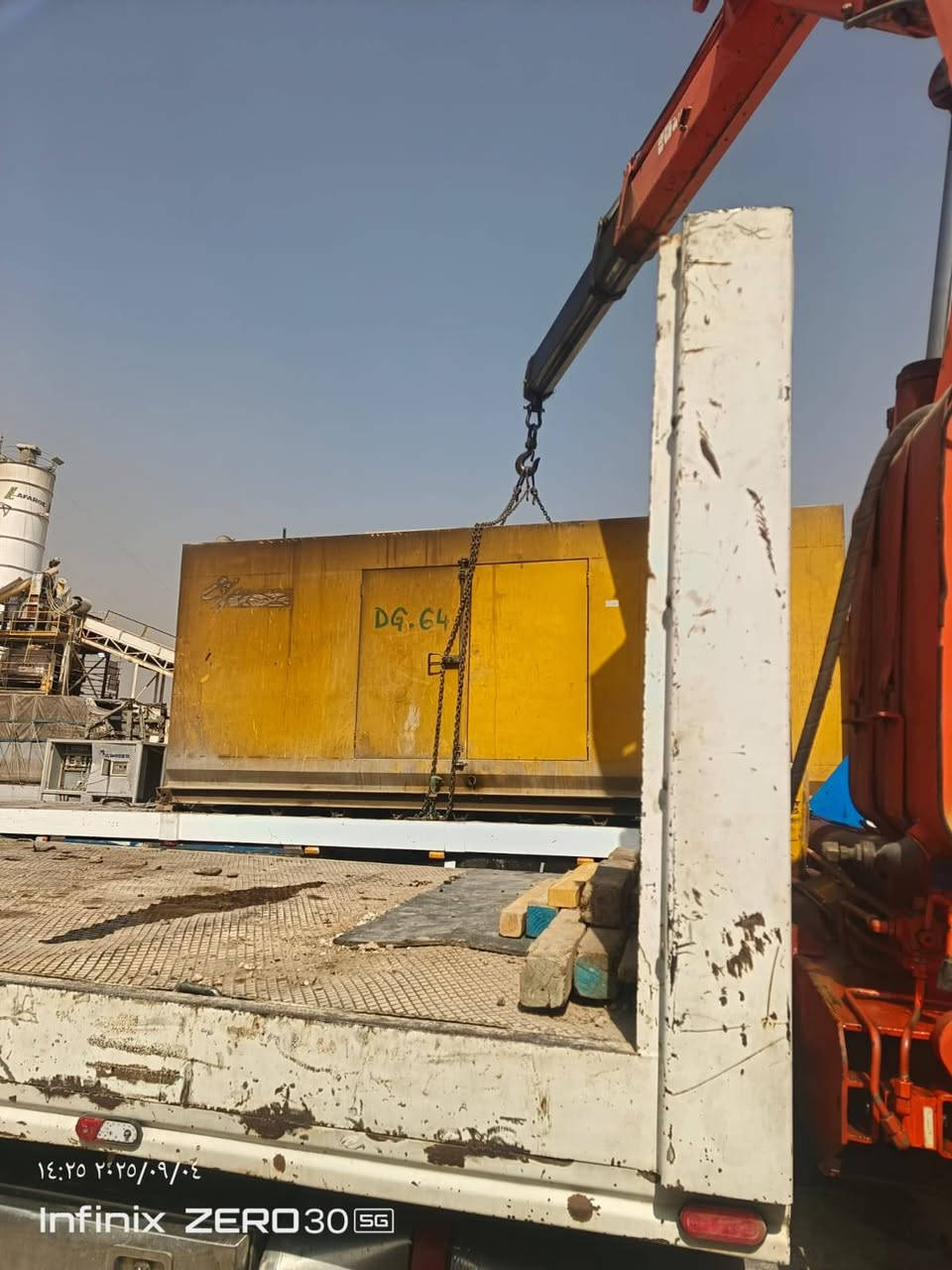 سلام عليكم اكتروس للبيع مديل ٢٠٠٦بسمي كرين ١٢ سياره جاهزه من كلشي كفاله من كلشي اربع رجلين ستفسار ***********

نص مكتوب في الصور:
- ١٤:٢٥ ٢٠٢٥/٠٩/٠٤
- Infinix ZERO 30 5G