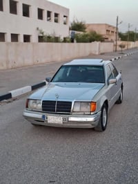 مرسيدس • ١٩٩٣ • محرك ٣٠٠