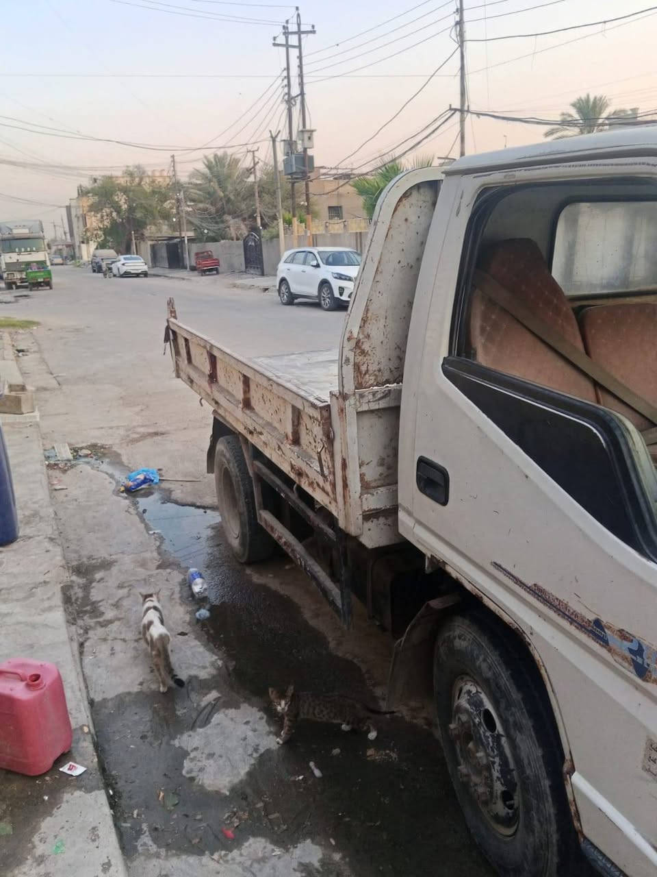 لبيع زوزه حجم 105
نصيف فحل محرك كير شاصي مكان بغداد 
موديل 2008
***********
