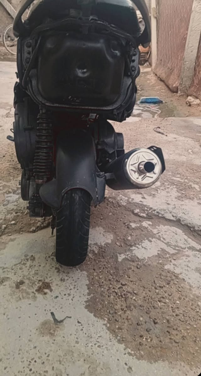 السلام عليكم ماكس عدله للبيع نكره سلف شلعه ومعدل فول لا تنقيص ولا تبخير ولا نضوح صالنصه رياضي ويل رياضي عايزه فقط قبق هندر تشتغل نكره سلف السعر 275وبيه مجال بصيطط العنوان كوفه شارع المطار الاتصال ع رقم ***********
