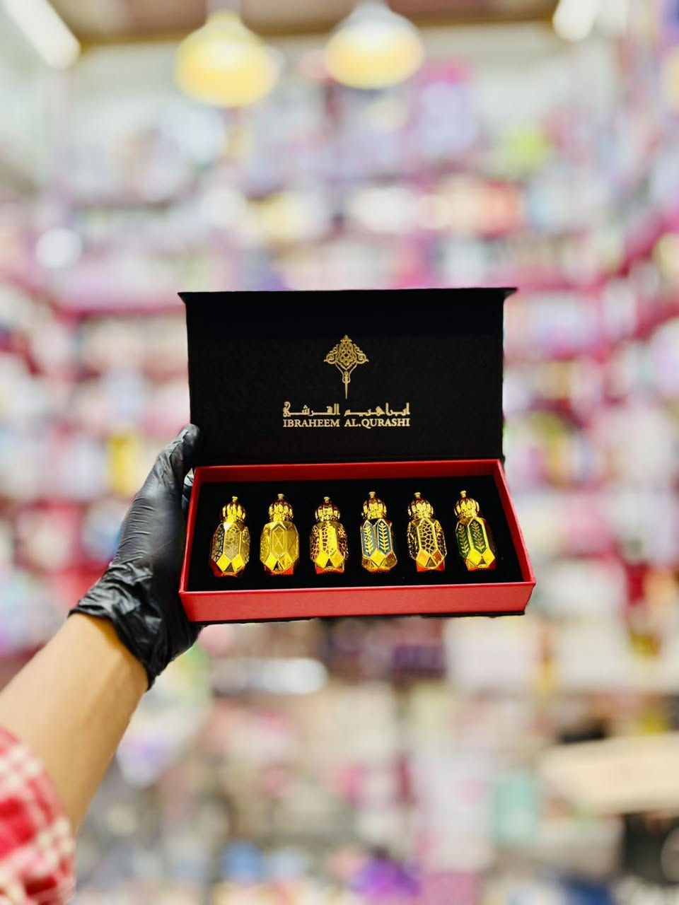 ✨🌹 مجموعة عطور إبراهيم القرشي🔴أصلي فقط 100٪؜🔴 – 6 زيوت عطرية فاخرة 🌹✨ستة زيوت عطرية أصلية من إبراهيم القرشيكل قارورة بتصميم ملكي مطلي بالذهب ولمسات أنيقة 💛💖 روائح مركّزة وثابتة تدوم لساعات🌸 مناسبة للاستخدام اليومي والمناسبات😋 نوتات تشمل: المسك الأبيض، الهيل، الفانيليا، البرغموت#زيوت_عطرية

يوجد توصيل الى جميع المحافظات - [ ] كوزمتك ريتال الماركات العالمية والأصلية فقط 
‏‎التميز عنوان المصداقية 🔥
‏‎🔸 العنوان الديوانية حي الوحده الثانيه قرب جامع الامام الرضا ع
‏‎🔸 يوجد توصيل داخل مركز الديوانية ولجميع محافظات العراق 
‏‎🔸 للحجز رقم الهاتف 📞 ***********
‏‎🔸او مراسلتنا على البيج
‏‎🔸#كوزمتك_ريتال
‏‎🔸 تجهيز العرائس بأسعار مناسبة
‏‎🔸 تجهيز صالونات التجميل #اكسبلور #العراق #كوزمتك_ريتال_الديوانية
