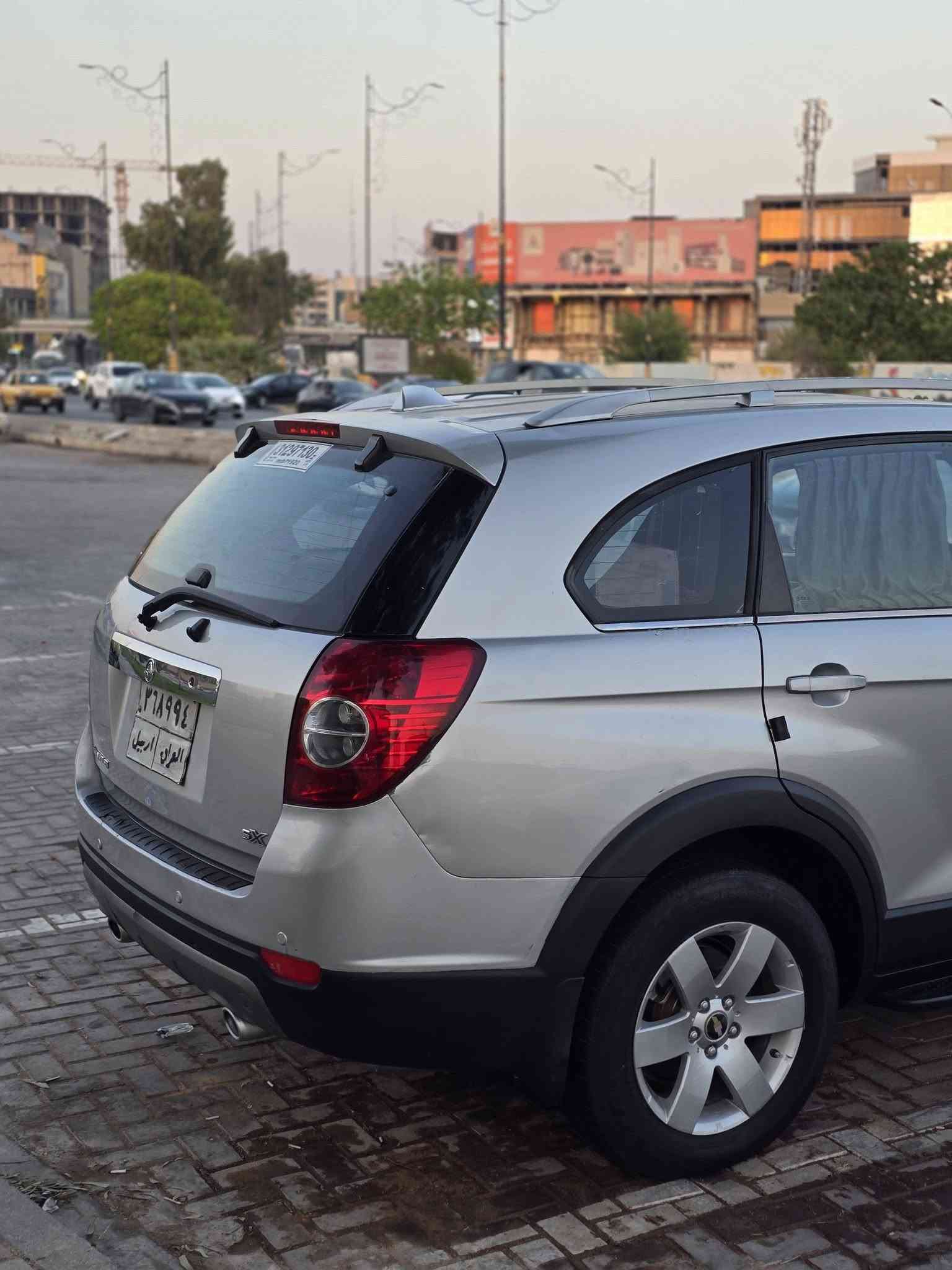 شوفرليت كابتيفا 2009 (وارد خليجي) — فئة SX (فول مواصفات)
للبيع أو مراوس (شعندك دزلي تفاصيل وصور)
​فول مواصفات: 
​المحرك والگير: تحوير محرك وگير تويوتا كامري 4 سلندر ياباني (توهن مشدودات، اقتصادية جداً وعملية).
​الاستخدام: ترهم عائلية وبناتية.
​الحادث والصبغ: بدون حادث، صبغ باب الصدر فقط، توجد بوارد بسيطة (تقرير السونار متوفر).
​المواصفات  (SX فول):
​فتحة سقف (سلايت روف) + شاشة + داخل لونين.
​كشنات كهرباء + كشنات خلفية قلاب.
​جامة خلفية تنفتح منفصلة.
​نظام ECO الوقود + ترحيب لايت + بكلايت كريستال + إشارات بالمرايات.
​ويل كب + تخم تايرات مشلن (Michelin).
​حدادية جاهزة بالكامل.
​منظومة تبريد جديدة (ناقصها فقط بواري وشحن غاز).
​الرقم: أربيل ألماني (باسم كردي وموجود).
​وكالة عامة متوفرة بسمي(جاهزة للتحويل أو الوكالة).
​السنوية: نافذة 2019 (تكلفة تجديد السنوية تُخصم من السعر النهائي).
​الغرامات: مصفرة بالكامل.
​السعر: ($74) وبيها مجال بسيط للشراي 
​ كربلاء - طويريج.
​للتواصل: ***********
