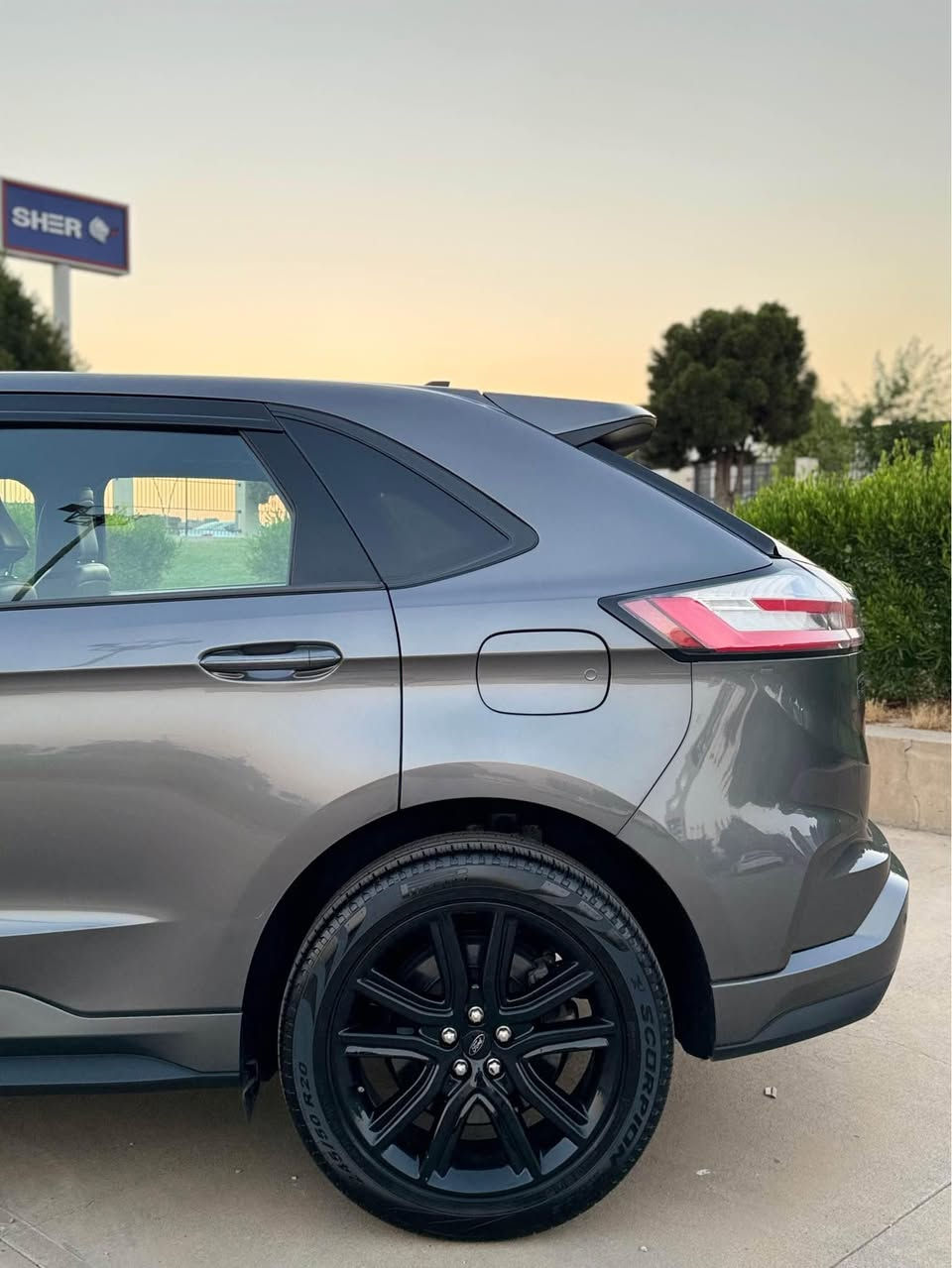 Ford edge 🇺🇸
ST-line 🔥🔥
2023
14,000 mail

سلام عليكم 
للبيع او مراوسه حسب القناعه 
السياره جديده بمعنى الكلمه 
مواصفات stline موجود عدد قليل بل سوك 
رجاءً لاتقارنه ويه ايدج العادي 
عدد الاحصنه ٢٥٠ 🔥
العزم ٣٨٠ نيوتن متر 🔥
السياره تمشي ب اوكتان ٨٧ 🔥

ضرر السياره قطعه وحده 
فقط جاملغ سكن صبغ 
باب مبدل بلادي 
بدون دواخل بدون اي شي 
الراديتر و البوابه كلها بلادي لا مفتوح ولا متبدل 
ايرباك استيرن و وتكمه طاك 

السعر 
185$
وبي مجال للطيبين 

الرقم واتساب 
*********** أربيل, العراق
