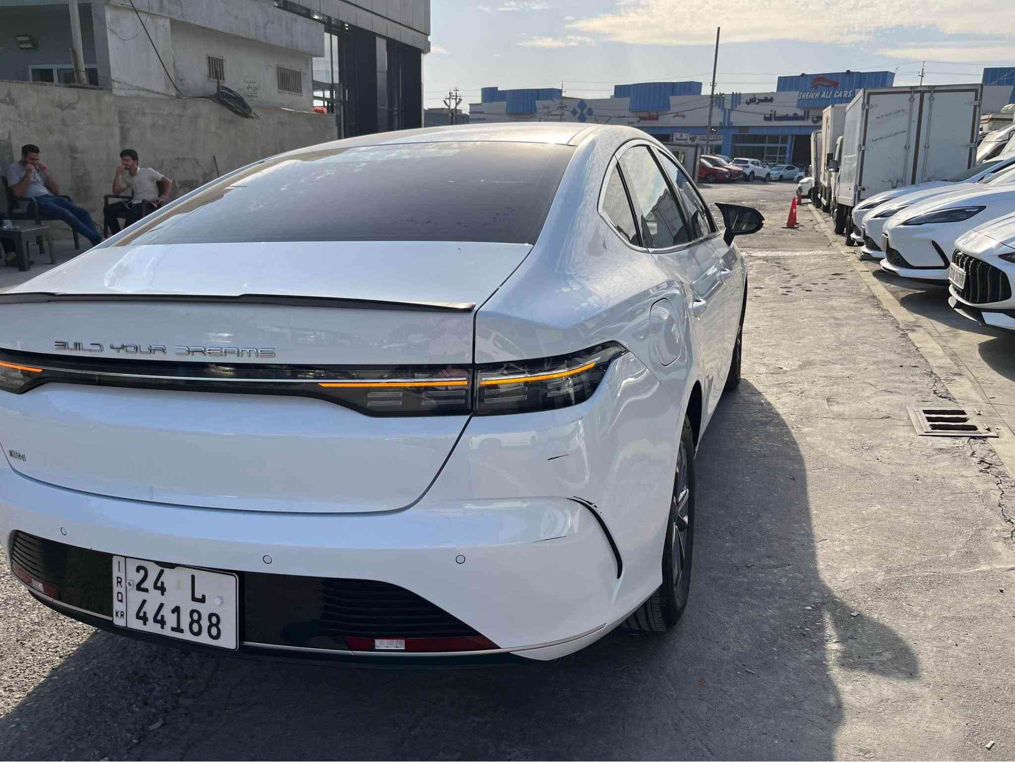 BYD DESTROYER 05 2025  
مواصفات.کارەبایی و بەنزین و هایبريد.
شاشە تێسلا.بصمة شاشةوكاميرا ویل کەپ.
تحديد سورعه.پشت و پێش لید ڤۆلیۆم
 کارت و وایەر شحنی لەگەڵە.
تەنیا کەمیک ساردی لە بۆنیت هەیە.
 سعر 132$💣🔥ورقە  مۆبایل   ***********
مکان. أربيل, العراق
