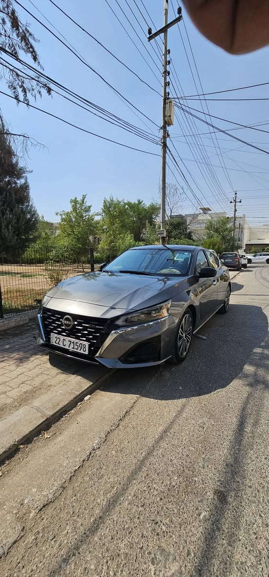 نيسان ئالتيما مؤديل 2020  صبوغ عام نرخي ٩٣ وةرقة مةجاليكي زؤر كةم 
*********** أربيل, العراق
