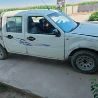 سياره • شغاله • كوم حديد